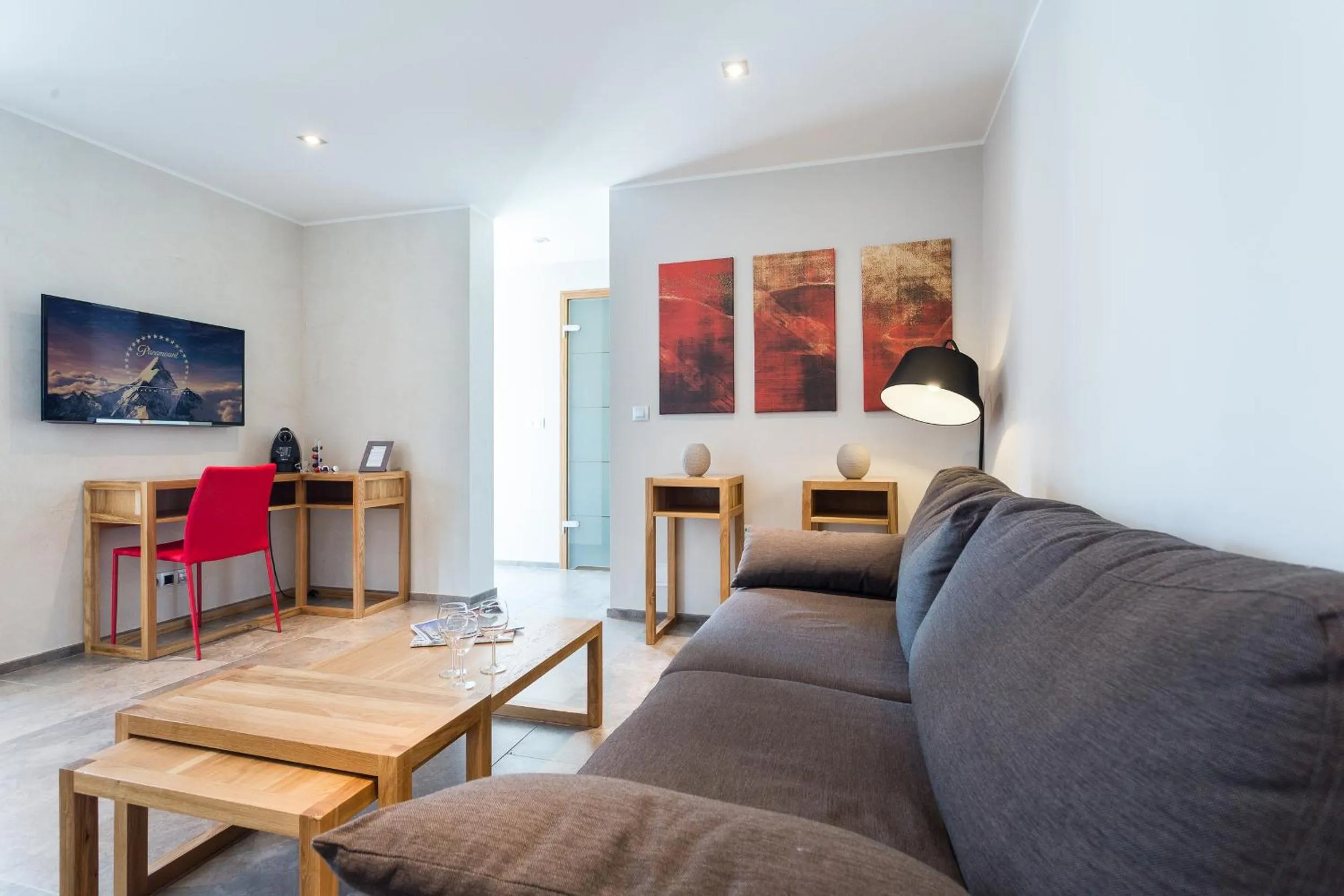 TV and multimedia in Villa Velvet