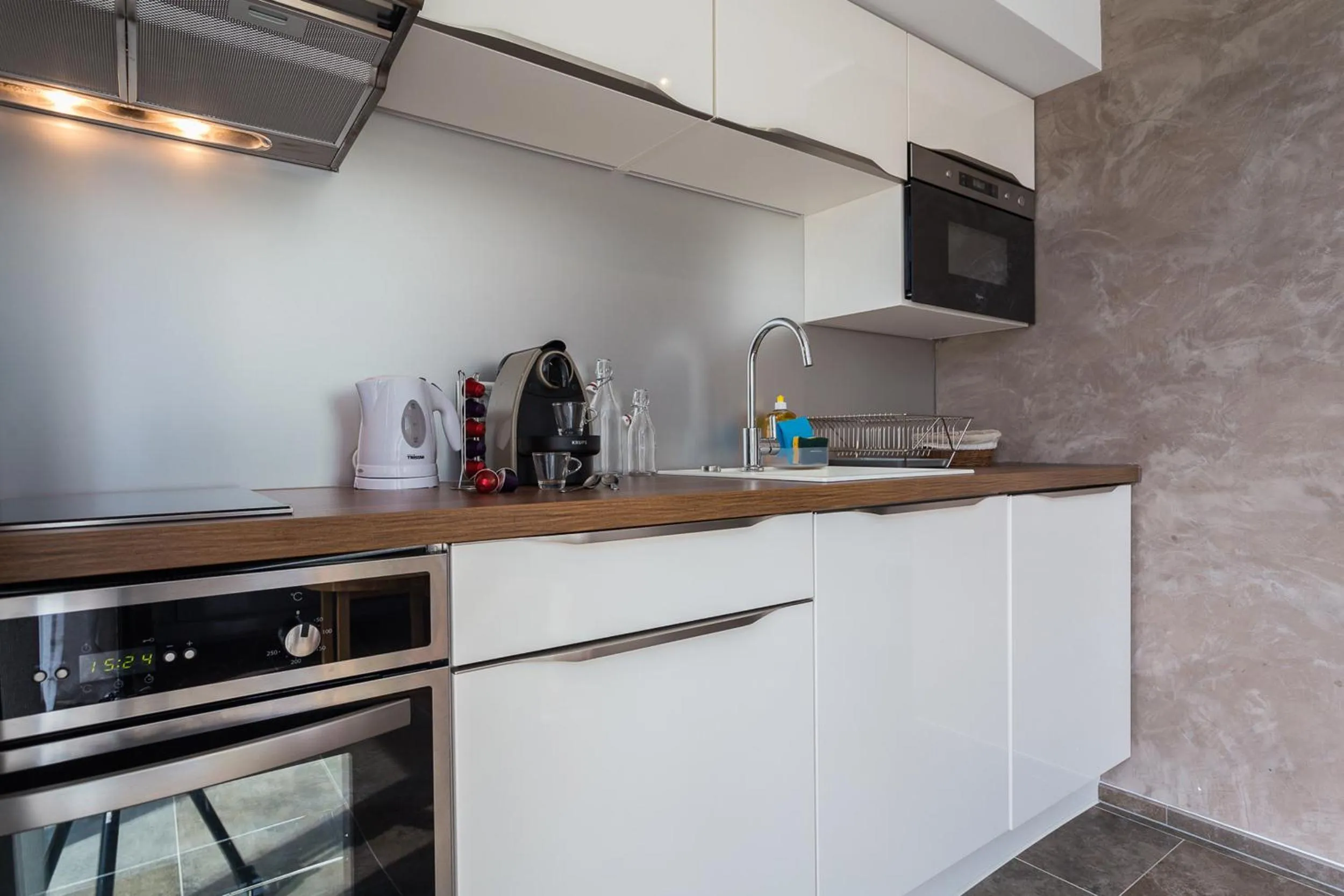 Coffee/tea facilities in Villa Velvet