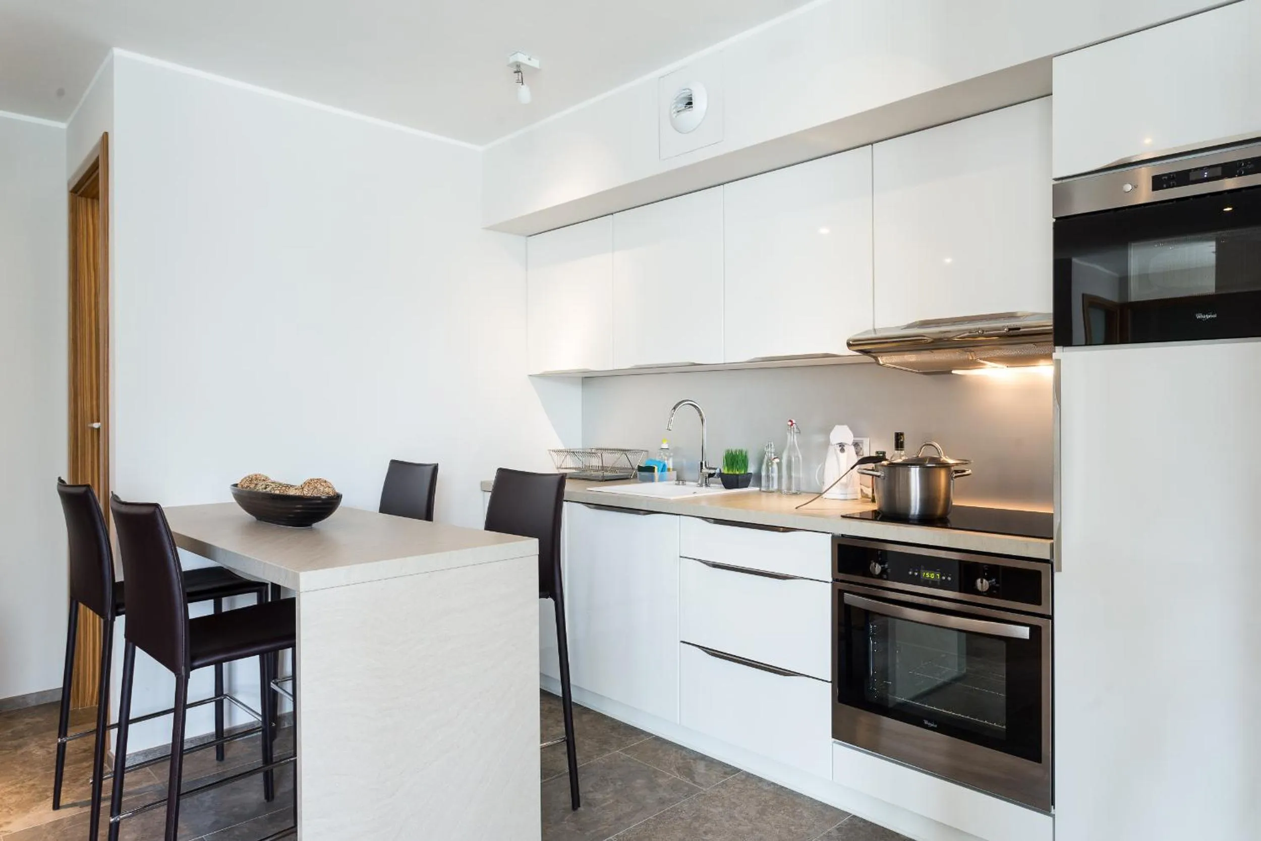 Kitchen or kitchenette in Villa Velvet