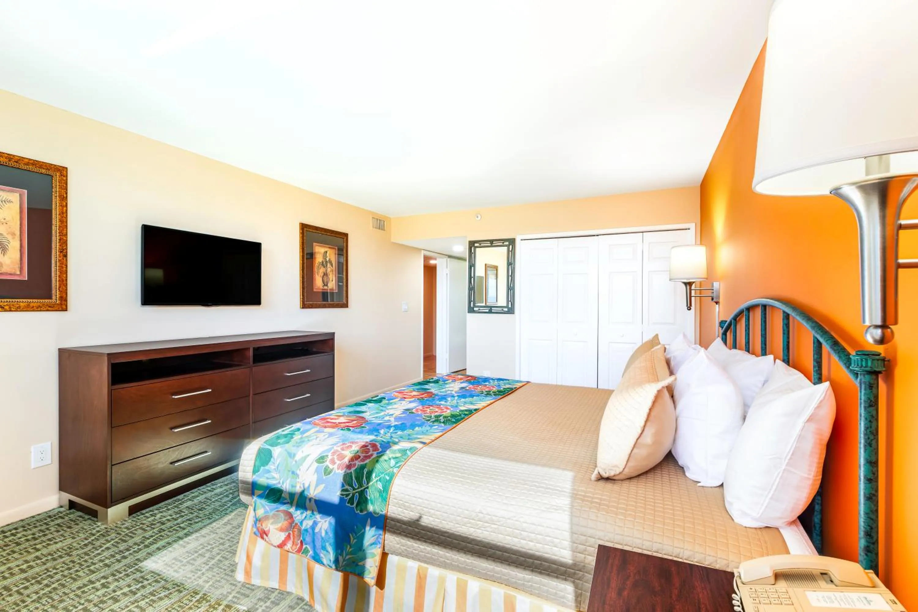 Bedroom, Bed in Vacation Village at Bonaventure, Fort Lauderdale