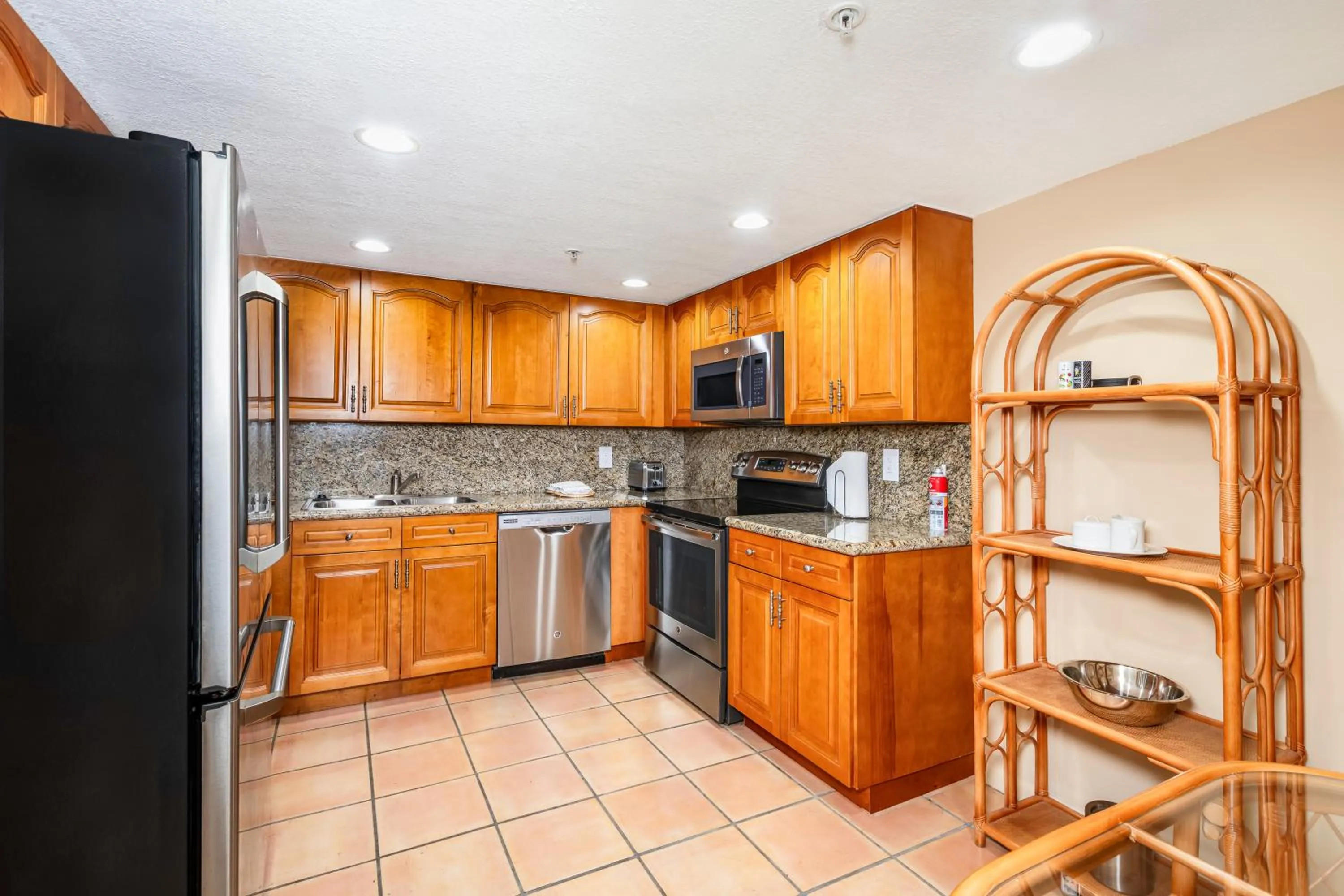 kitchen in Vacation Village at Bonaventure, Fort Lauderdale