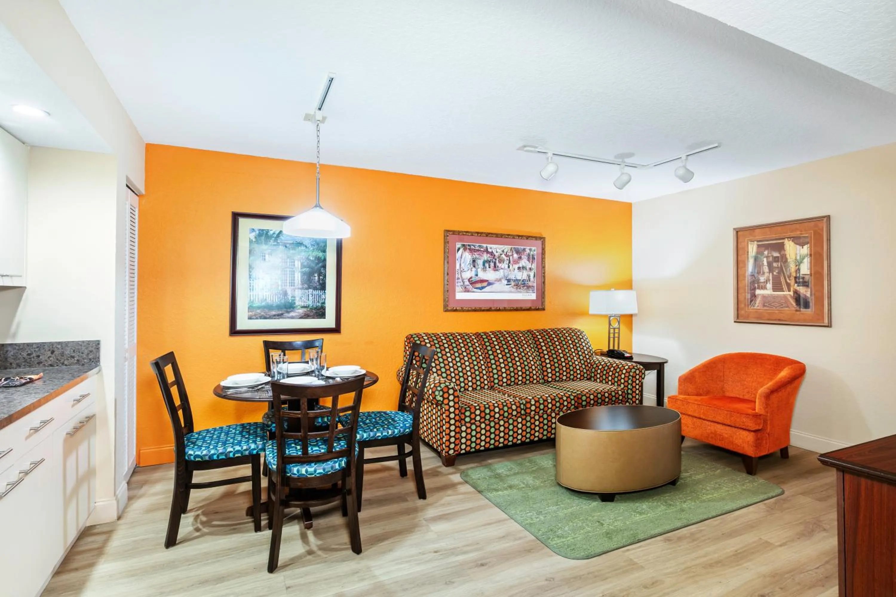 Dining area in Vacation Village at Bonaventure, Fort Lauderdale