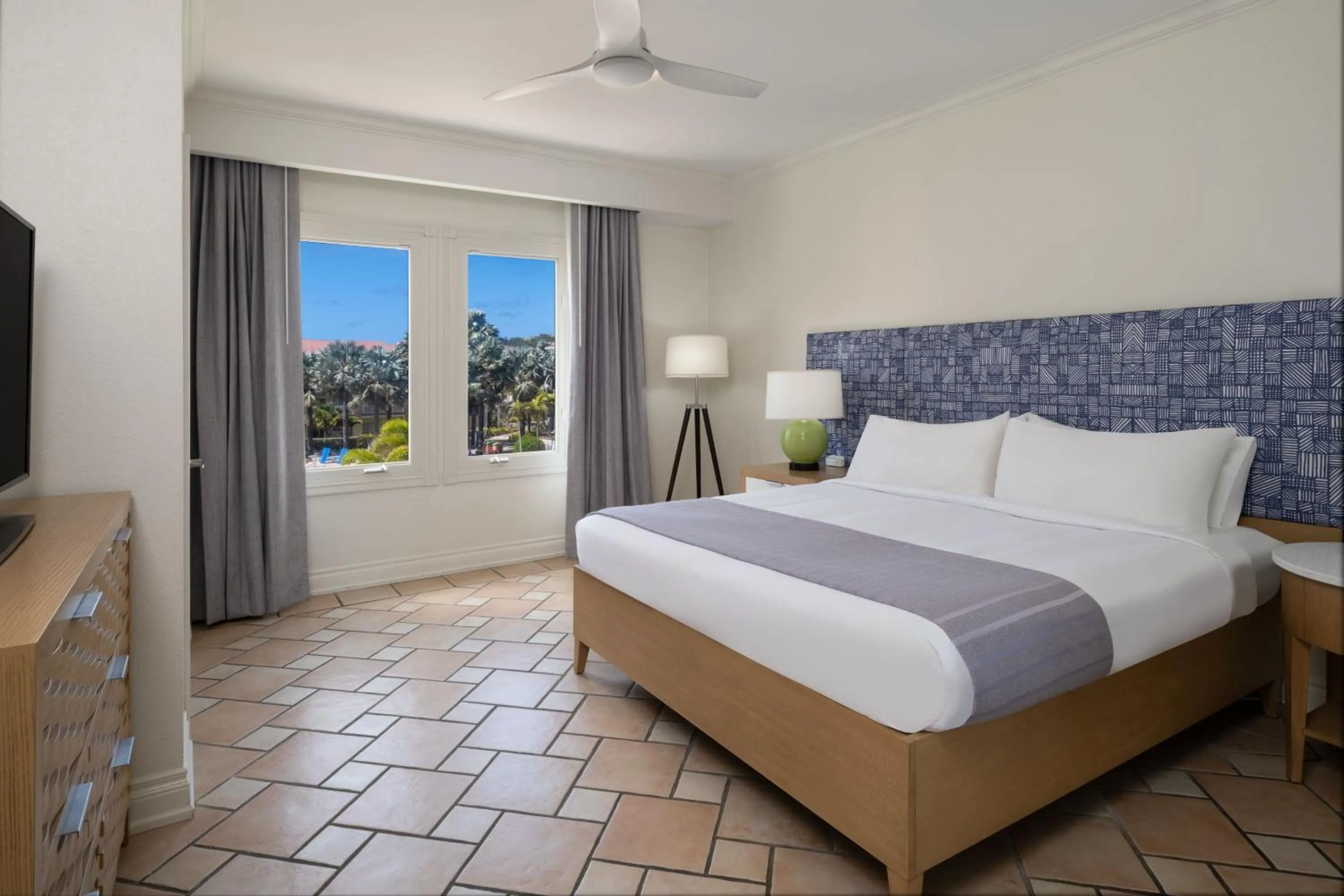 Bedroom, Bed in Marriott St. Kitts Beach Club