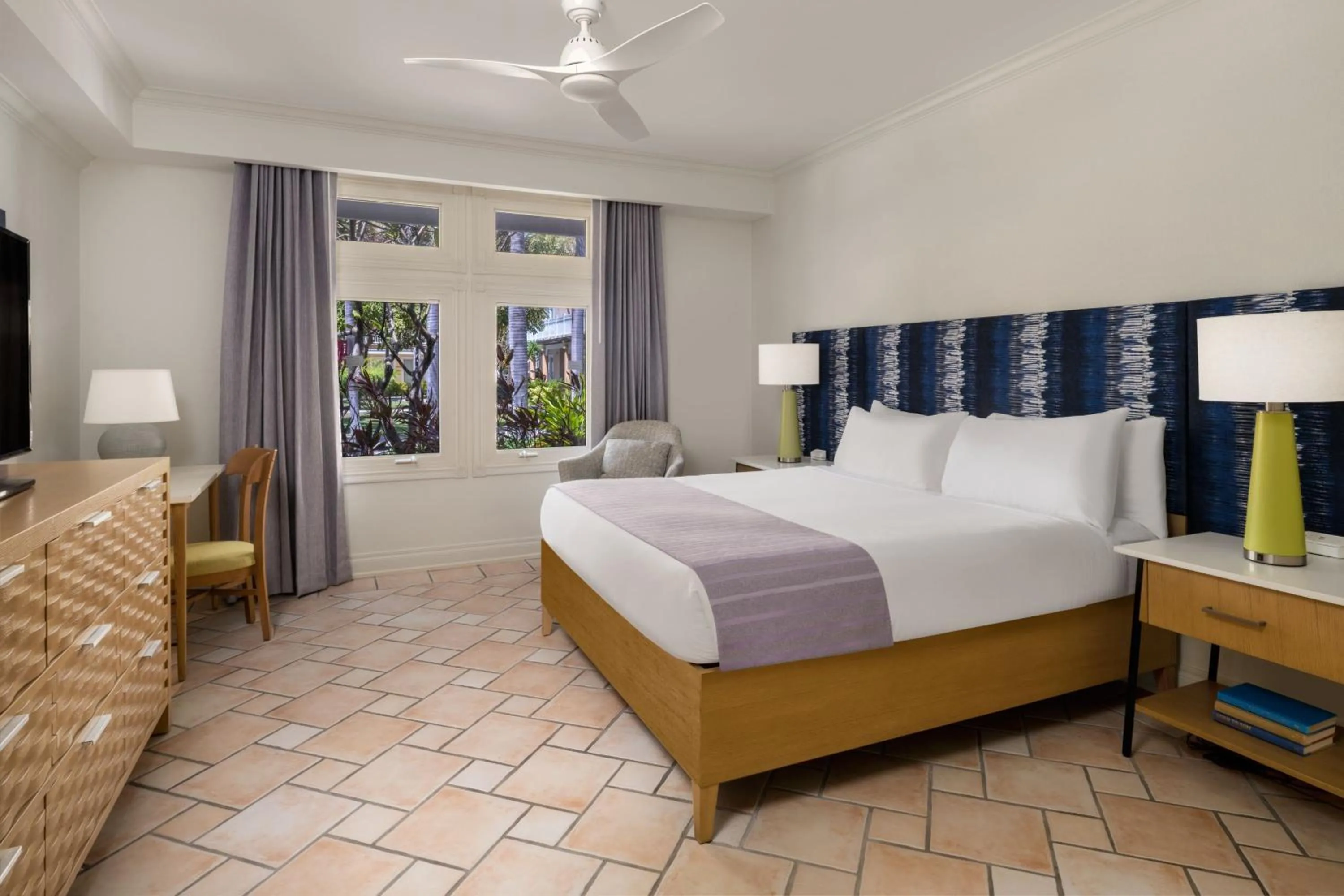 Bedroom, Bed in Marriott St. Kitts Beach Club