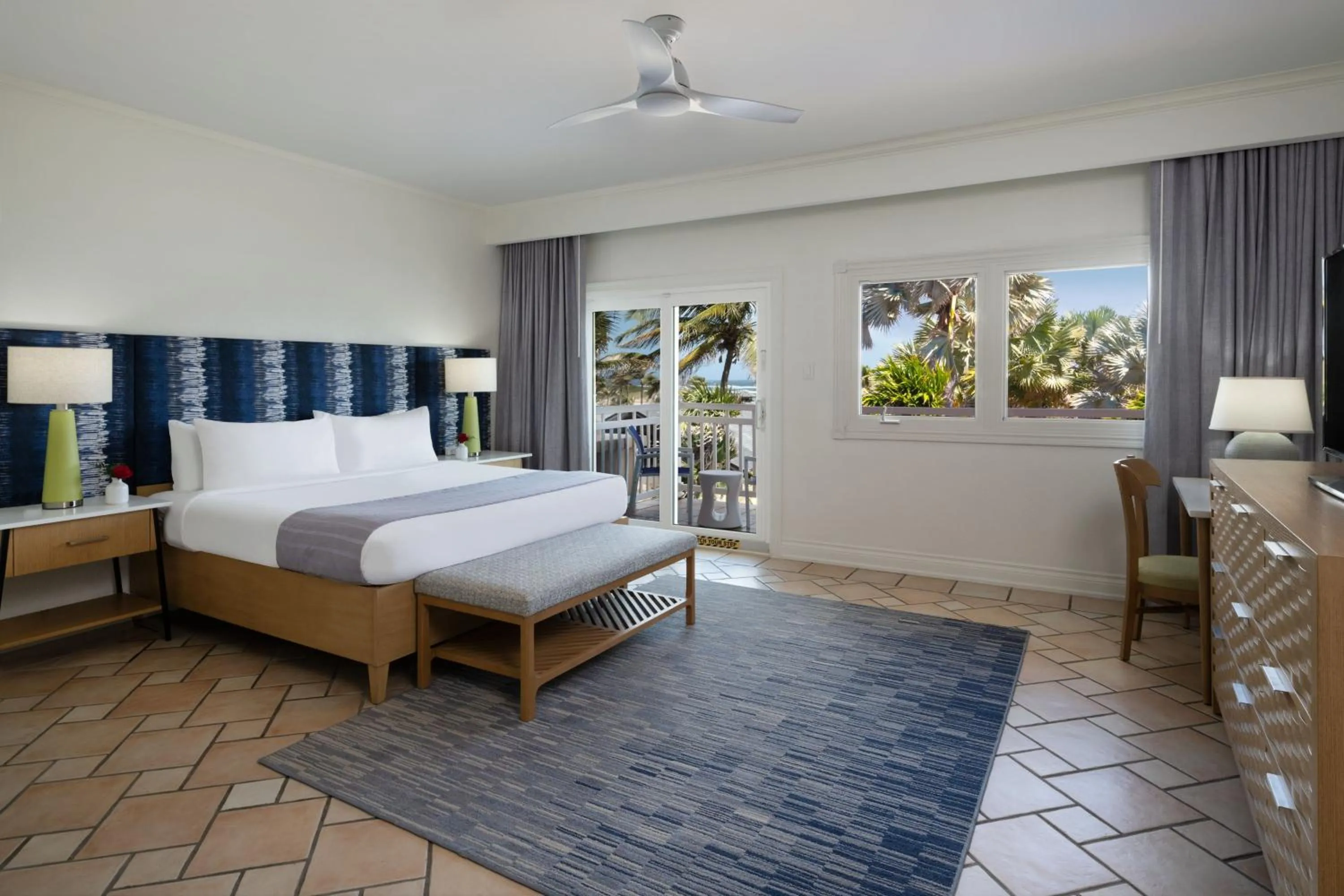 Bedroom, Bed in Marriott St. Kitts Beach Club