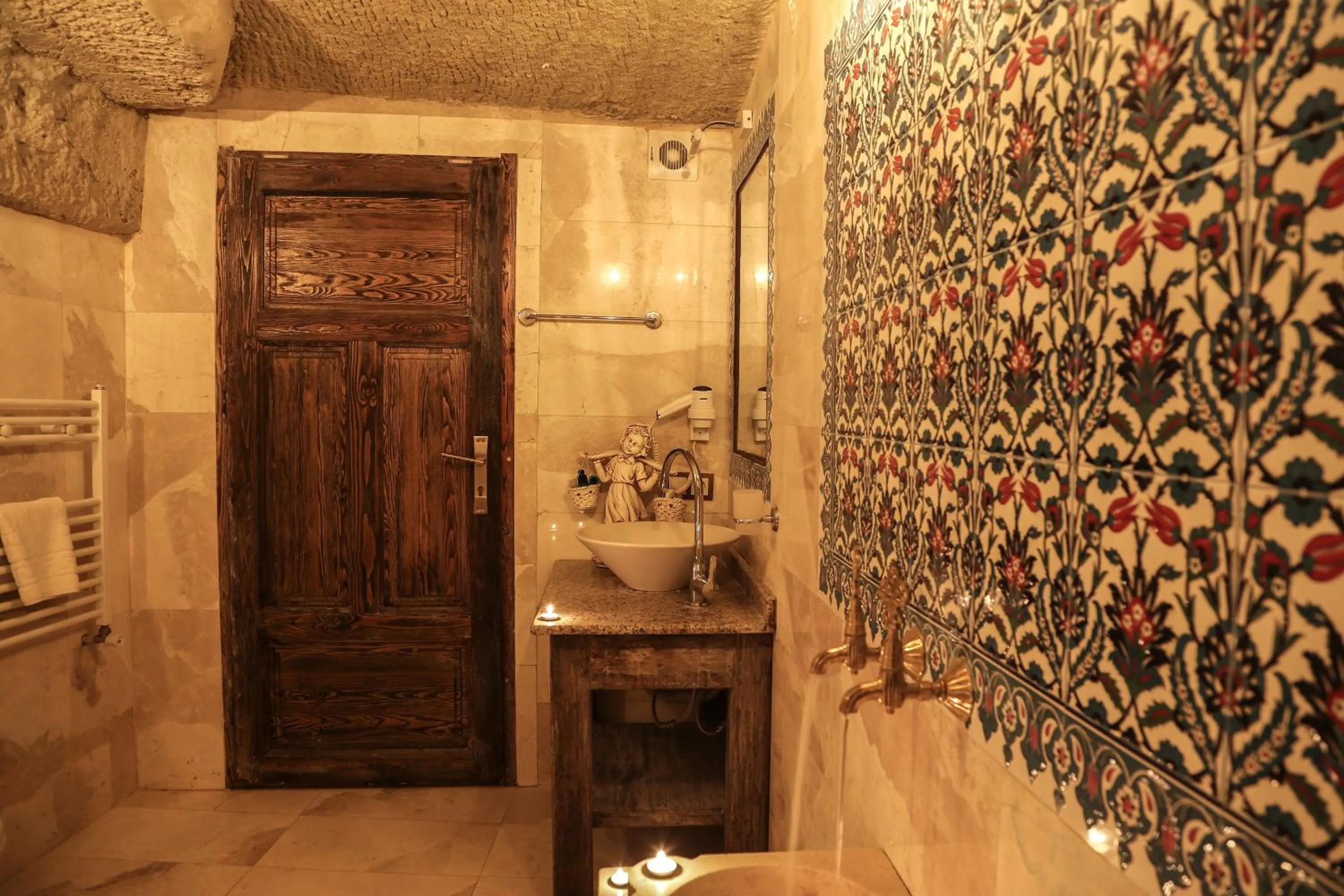 Bathroom in Goreme Palace Cave Suites