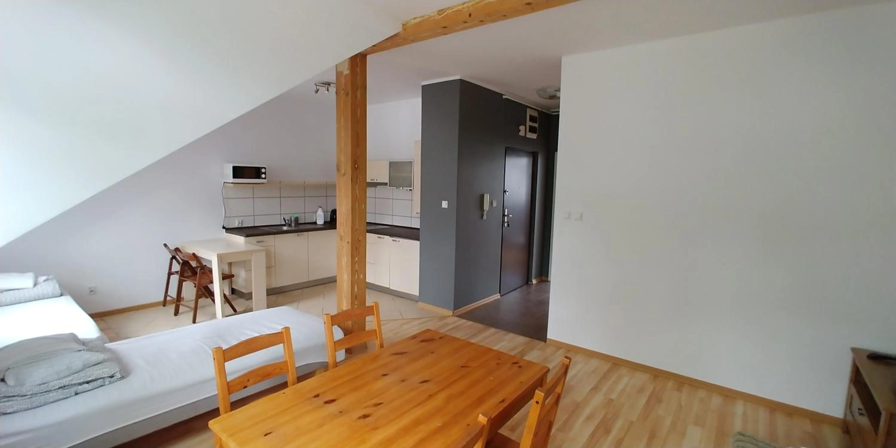 Living room, Bed in 999 Aparthostel