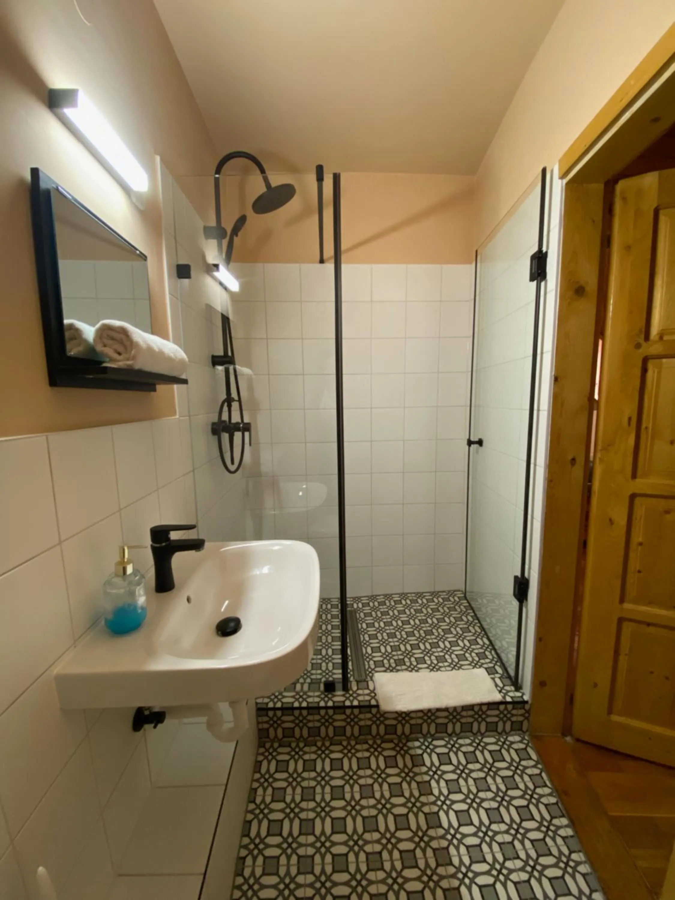 Premium Quadruple Room in Katalinkert Panzió