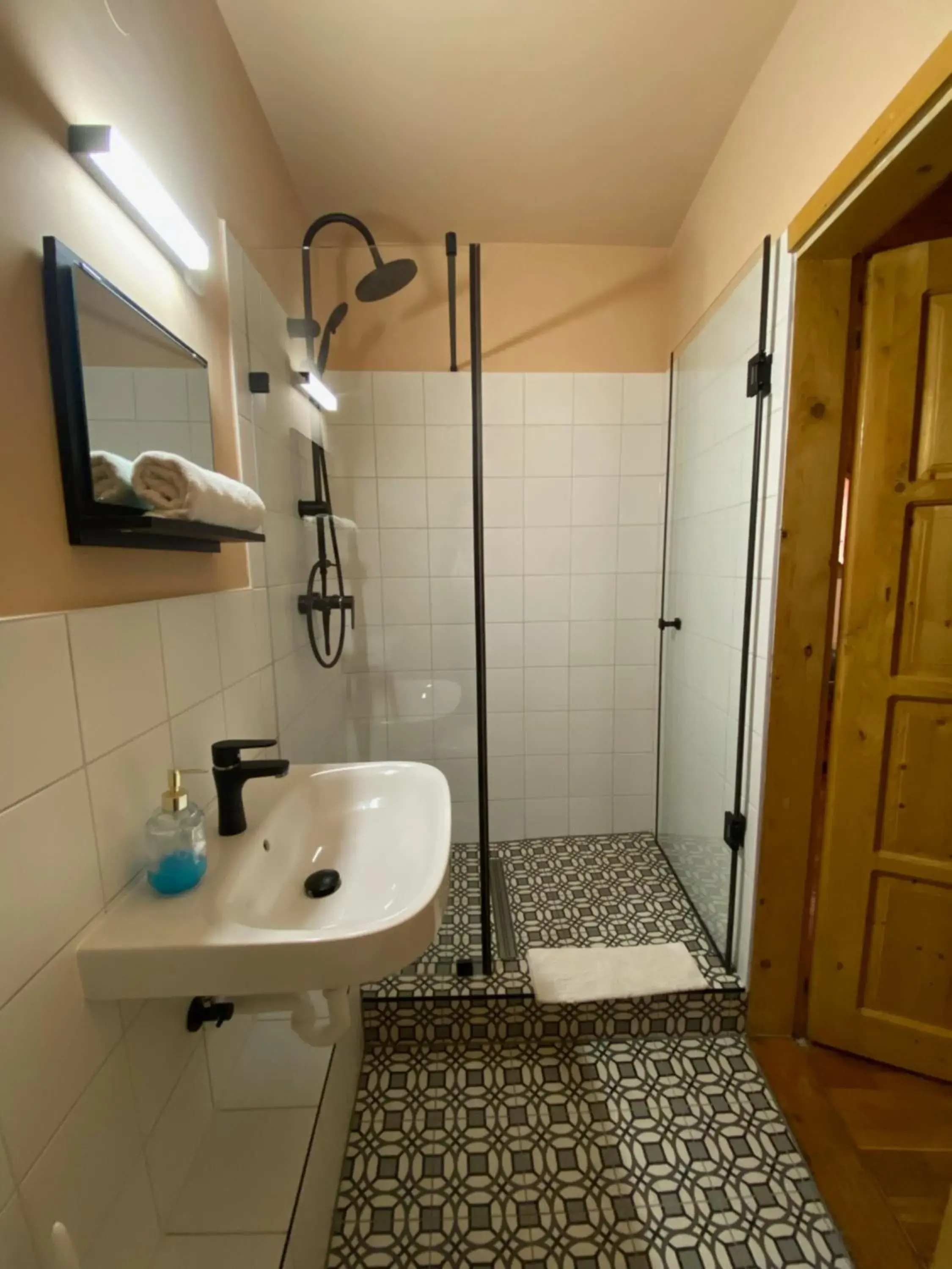 Premium Quadruple Room in Katalinkert Panzió Premium Quadruple Room in Katalinkert Panzió