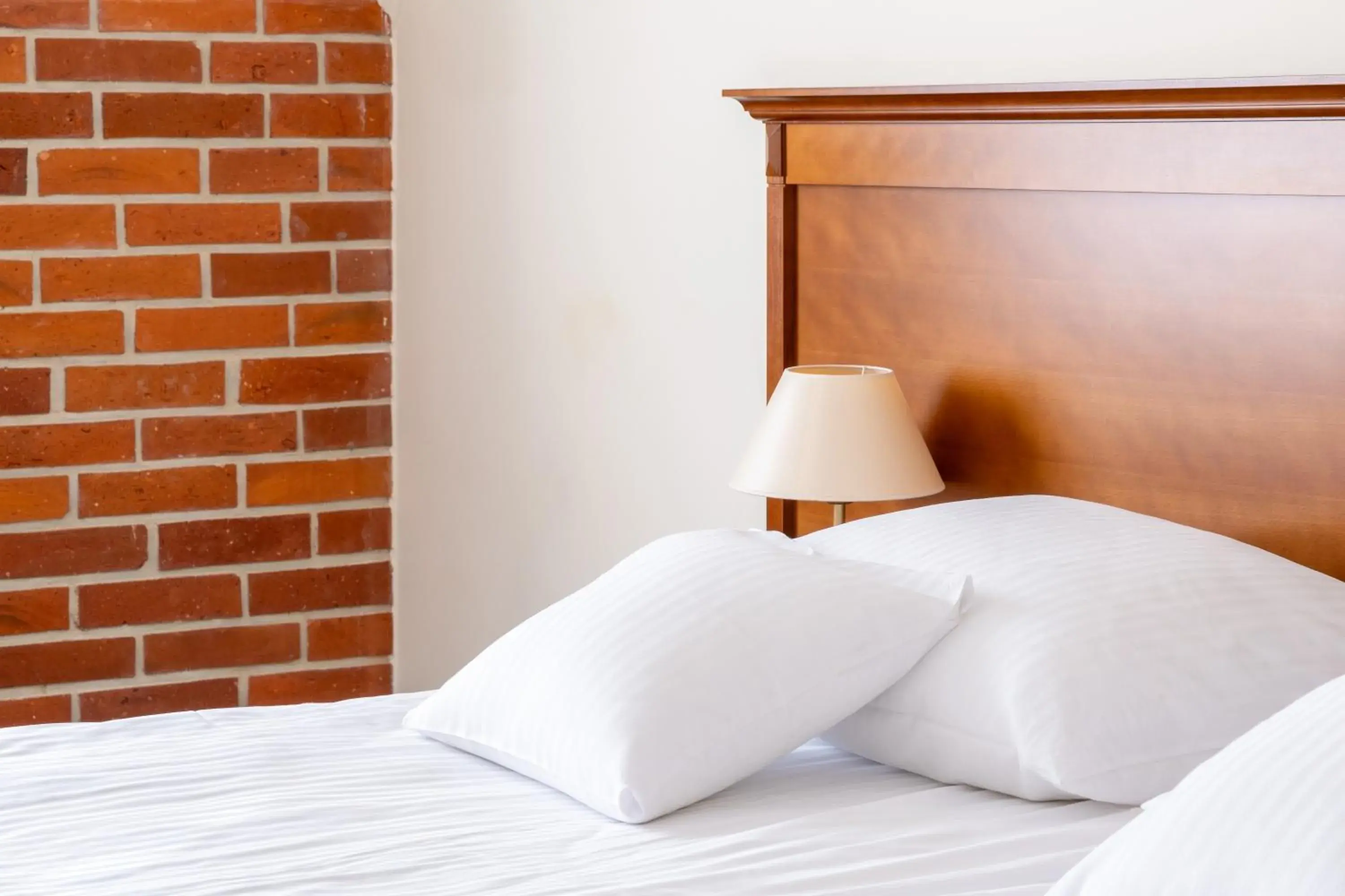 Deluxe Double or Twin Room with Garden View in Hotel Szymbark Deluxe Double or Twin Room with Garden View in Hotel Szymbark