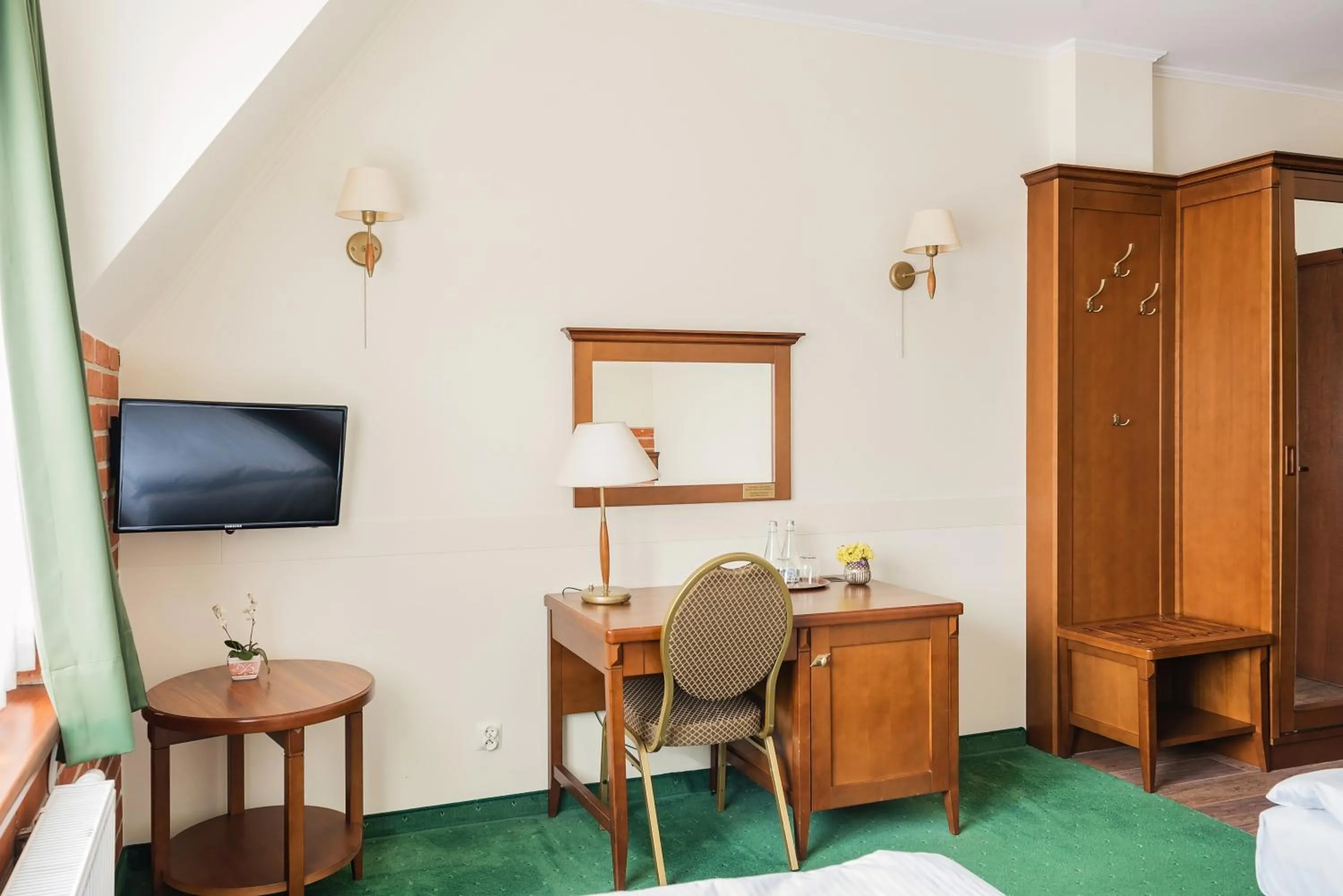 Small Double Room in Hotel Szymbark
