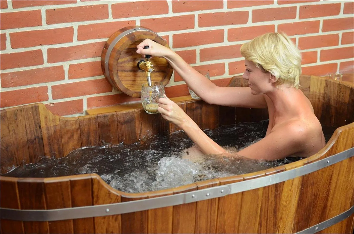 Hot Tub in Hotel Szymbark