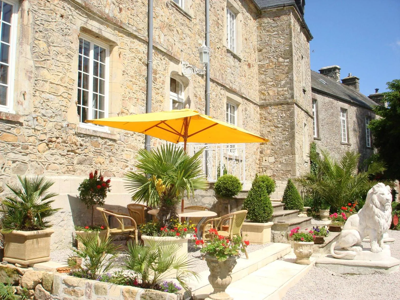 Chateau Le Val