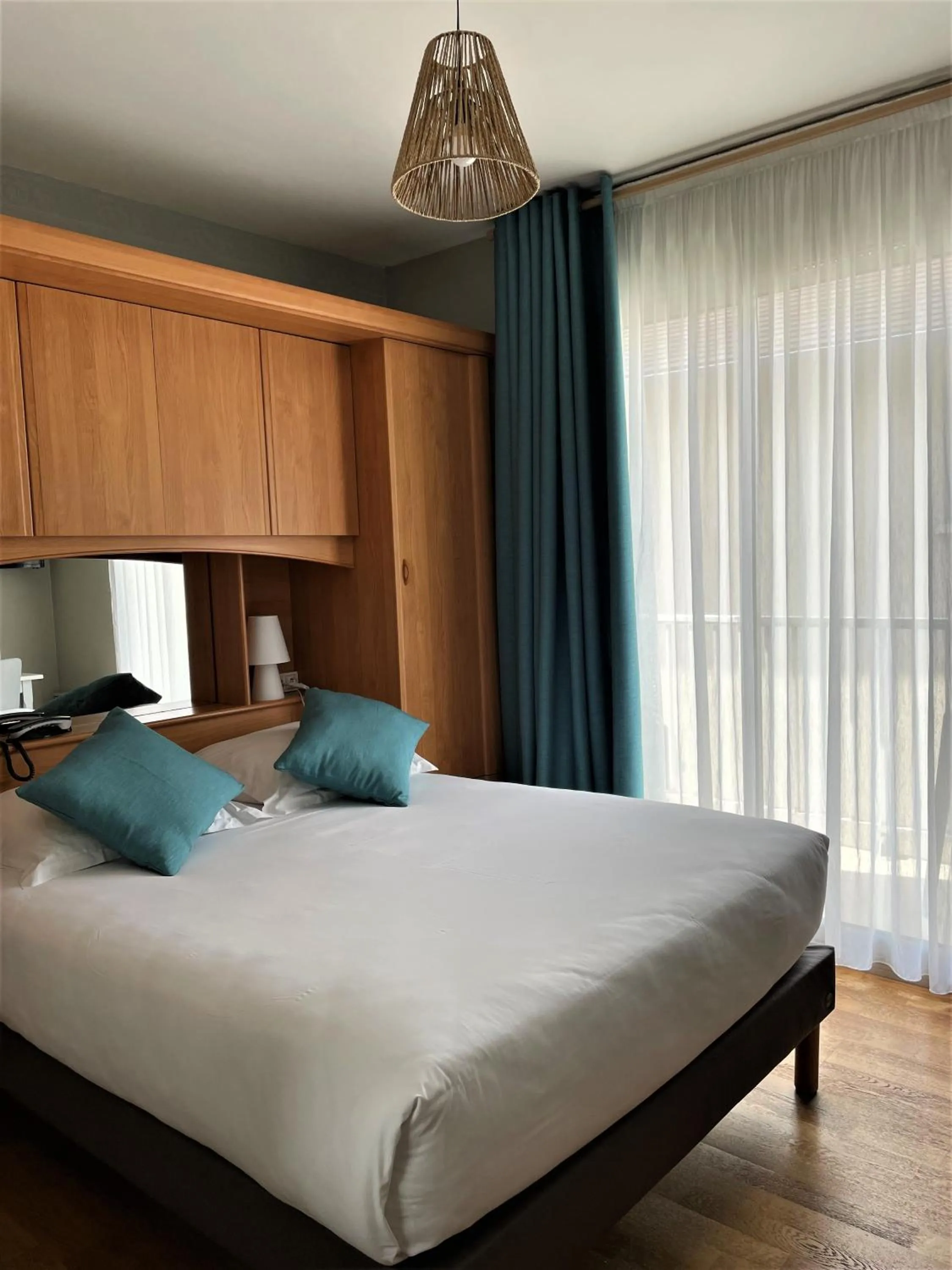 Property building, Bed in Le Vauban