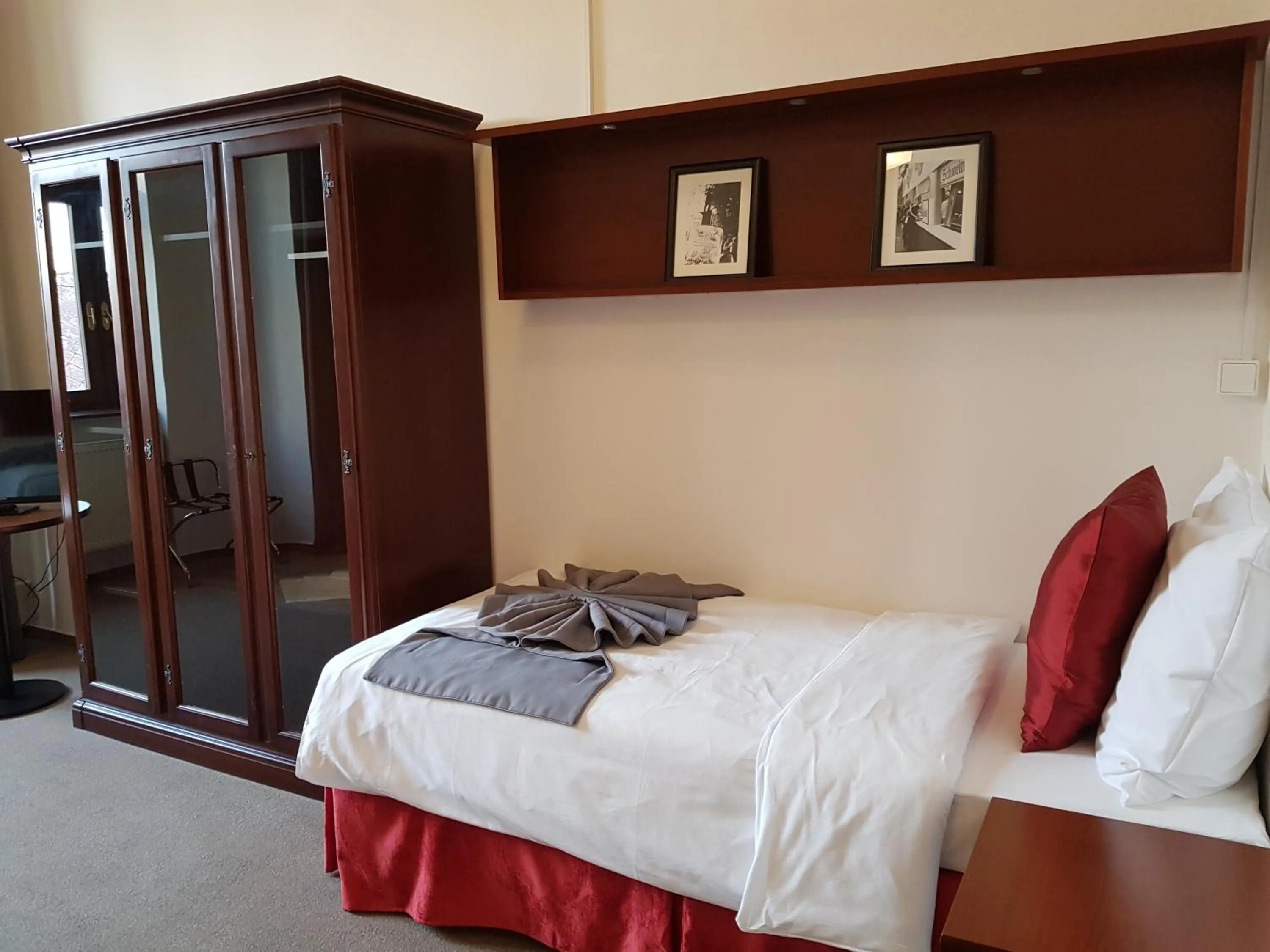 Bed in B&B Hotel Praha