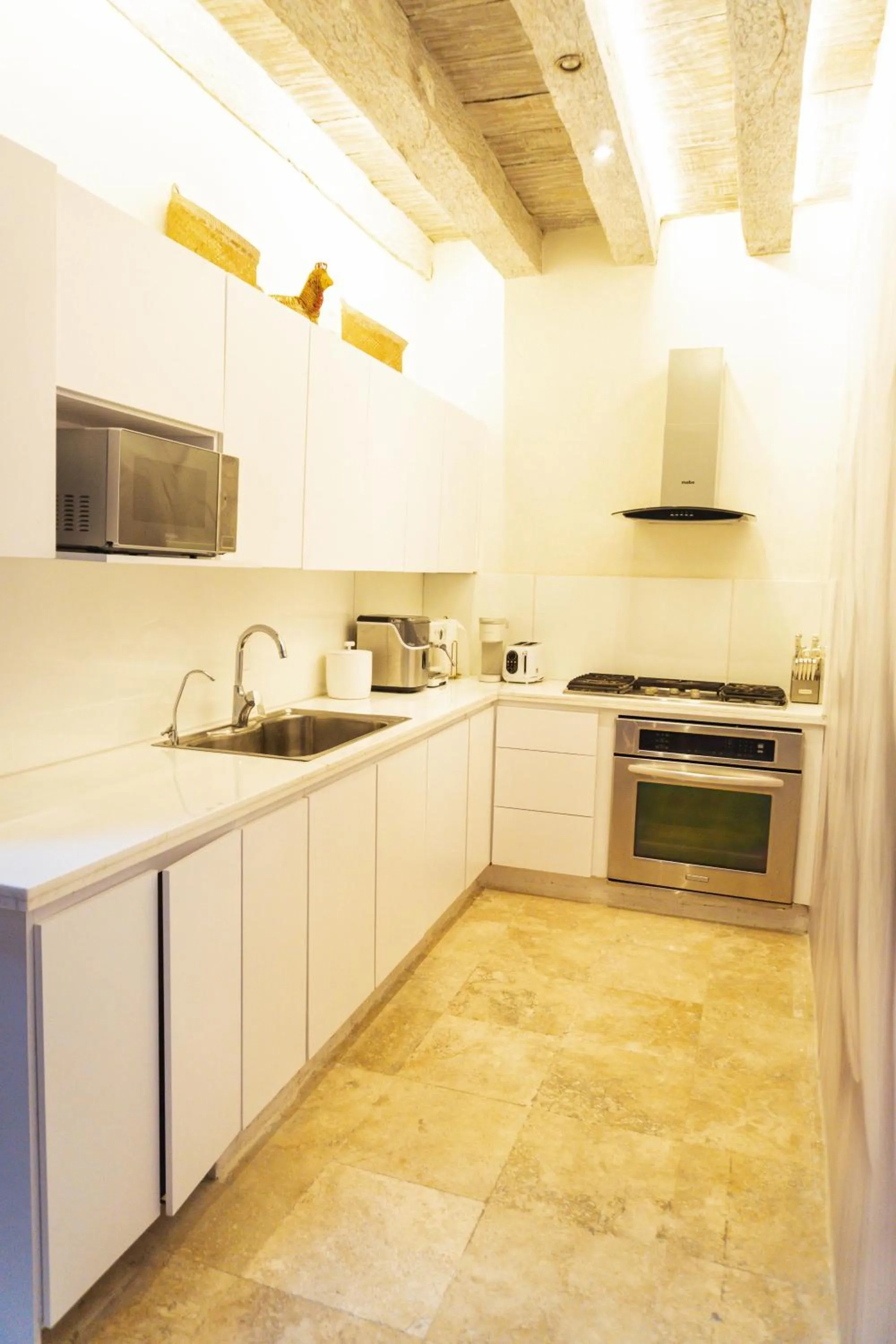 Kitchen or kitchenette in Casa Diluca Cartagena Hotel Boutique