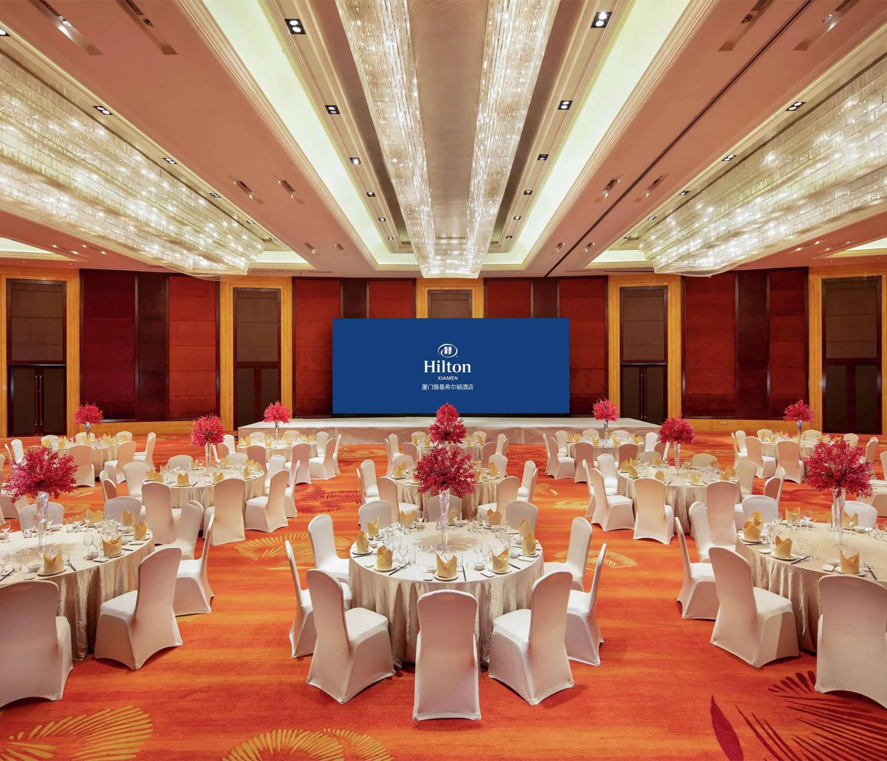 Meeting/conference room in Hilton Xiamen, Lobby Links to Metro&shopping mall, Near train station