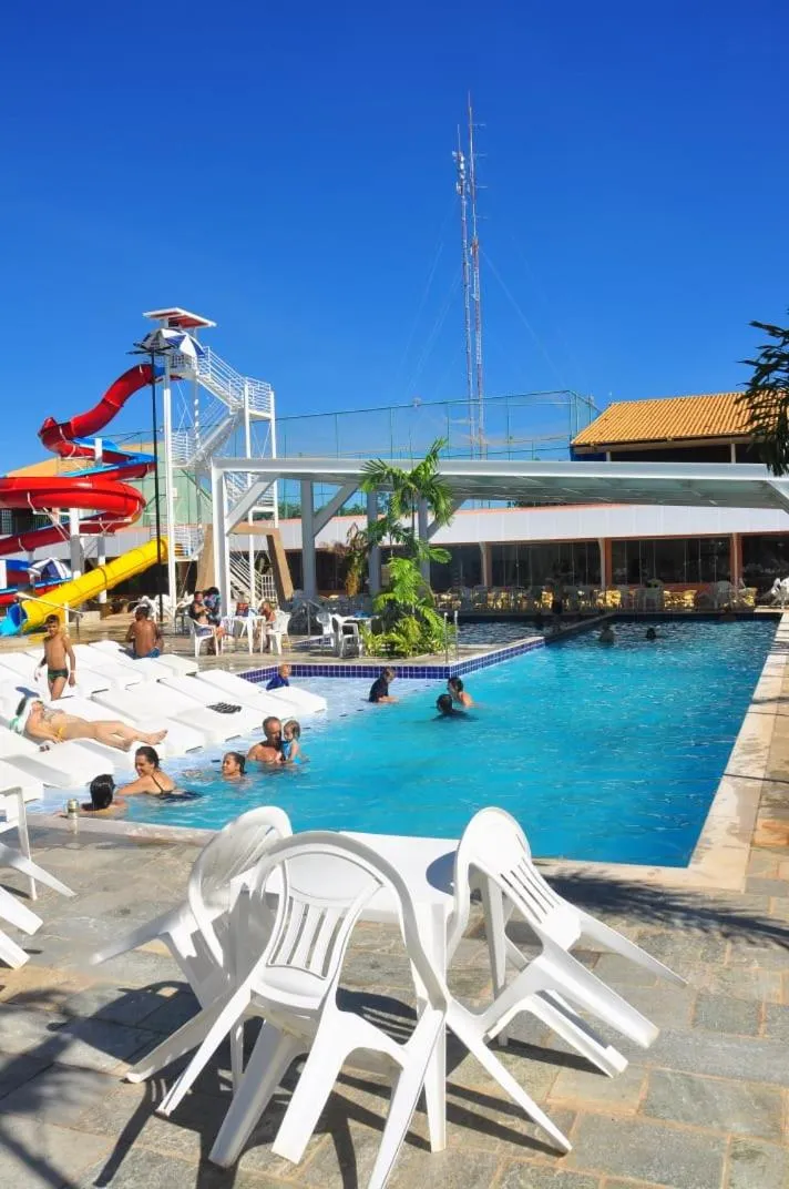 Swimming pool in Diroma fiore