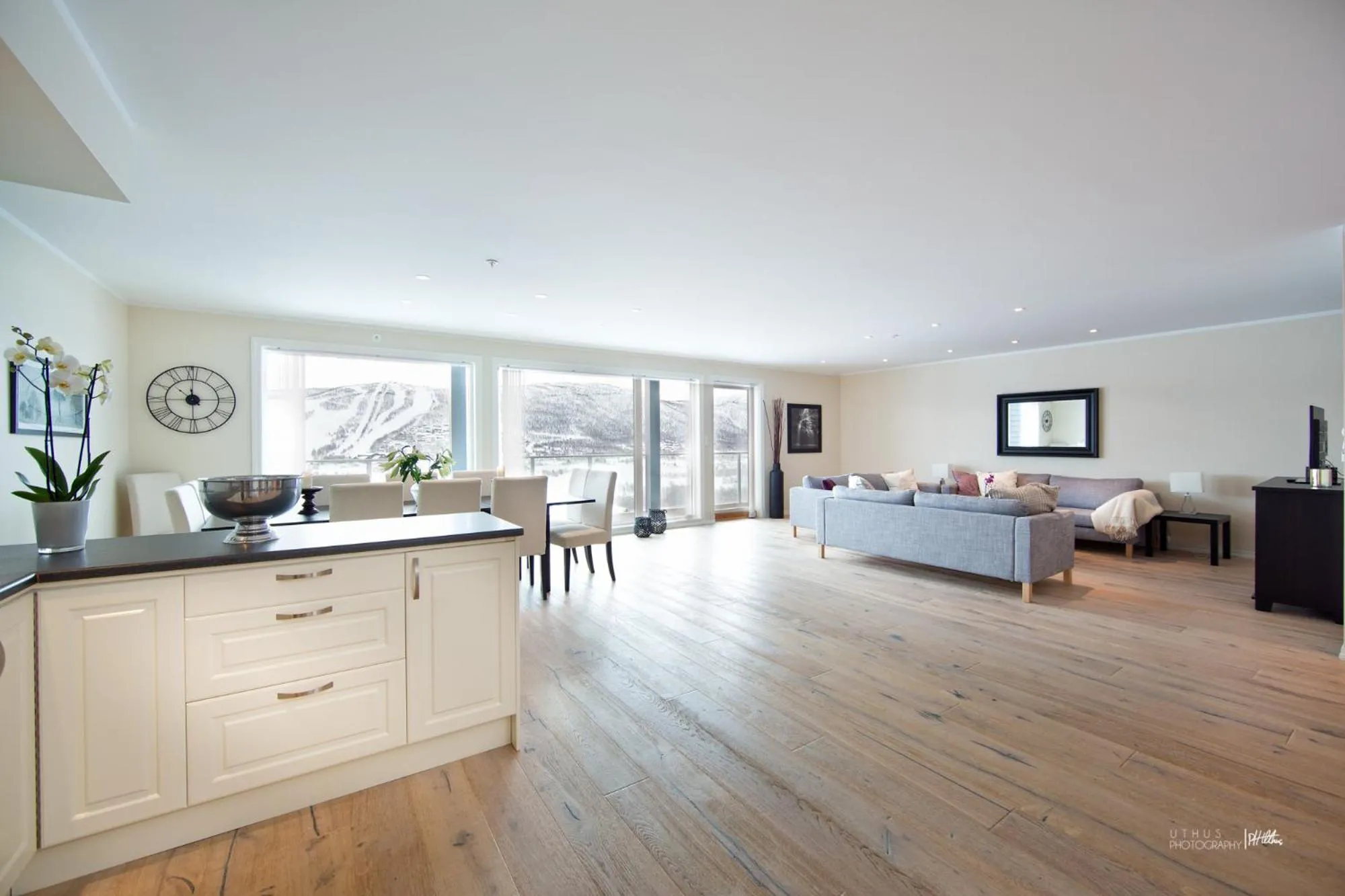 Executive Six-Bedroom Apartment in Ustedalen Resort Leiligheter