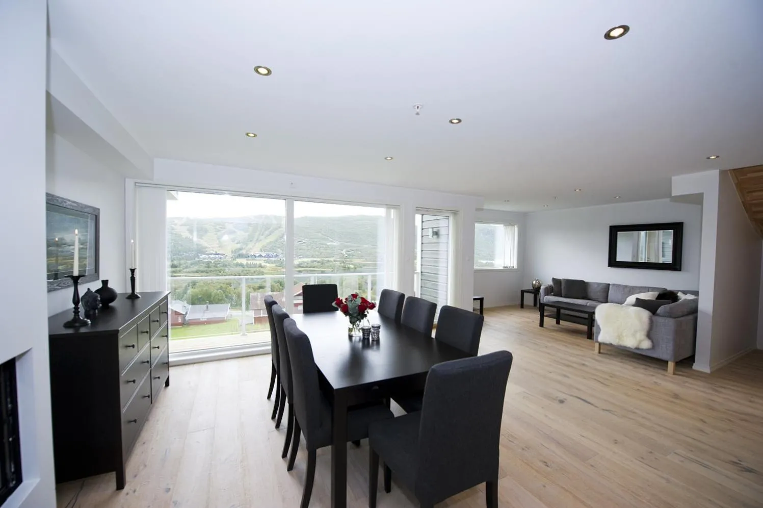 Superior Three-Bedroom Apartment in Ustedalen Resort Leiligheter
