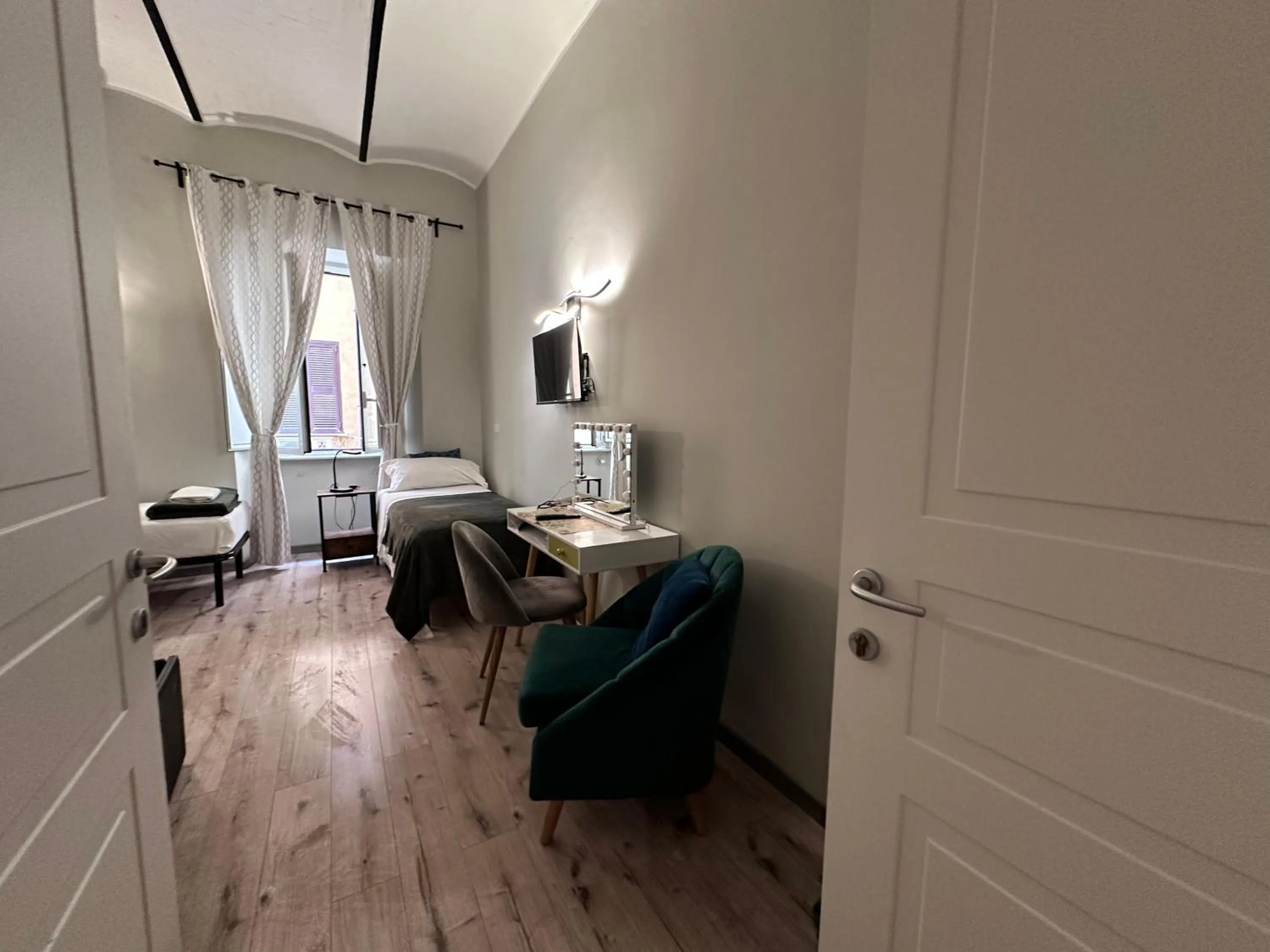 Bed in Român Holidays