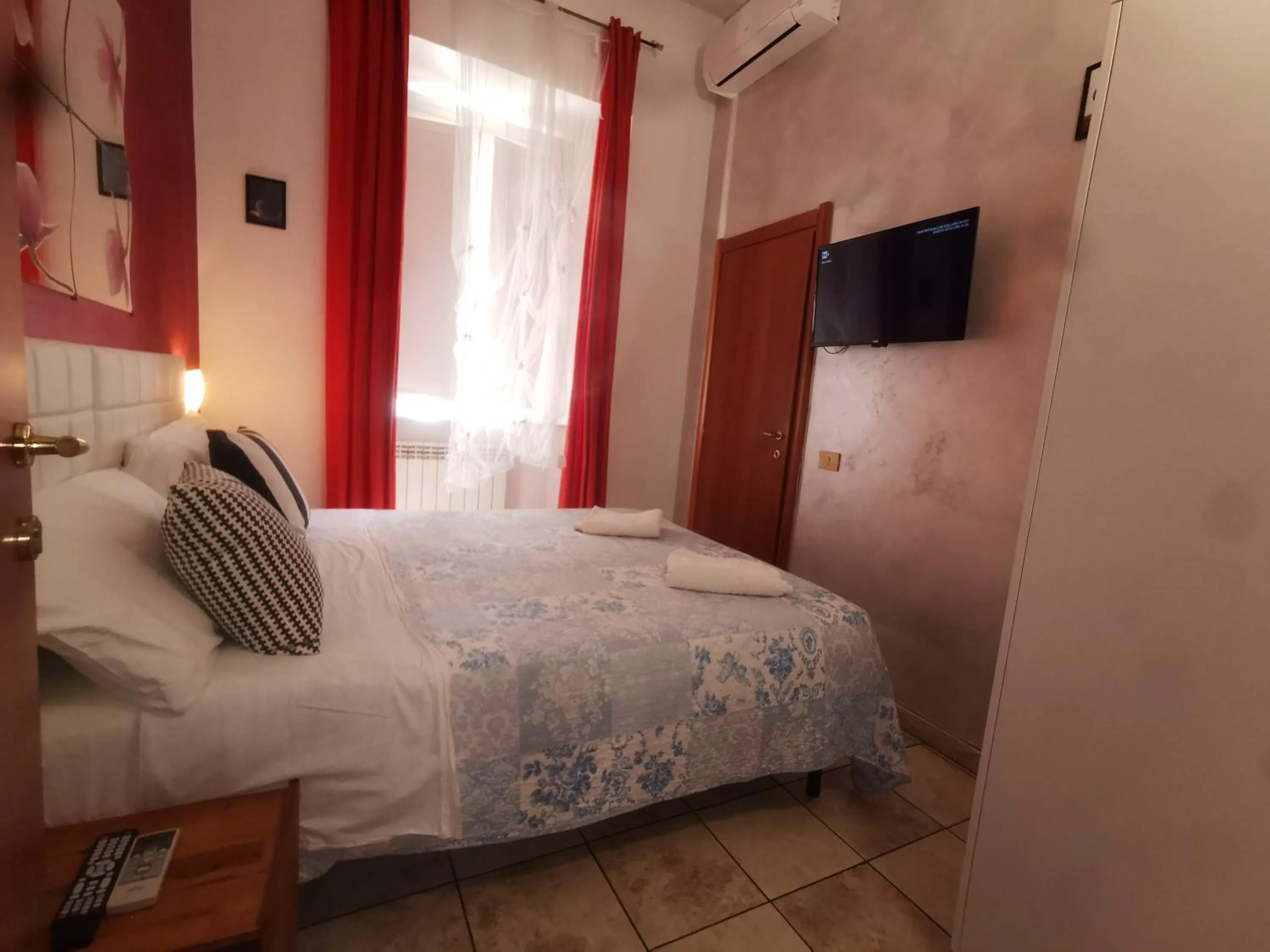 Bed in Român Holidays