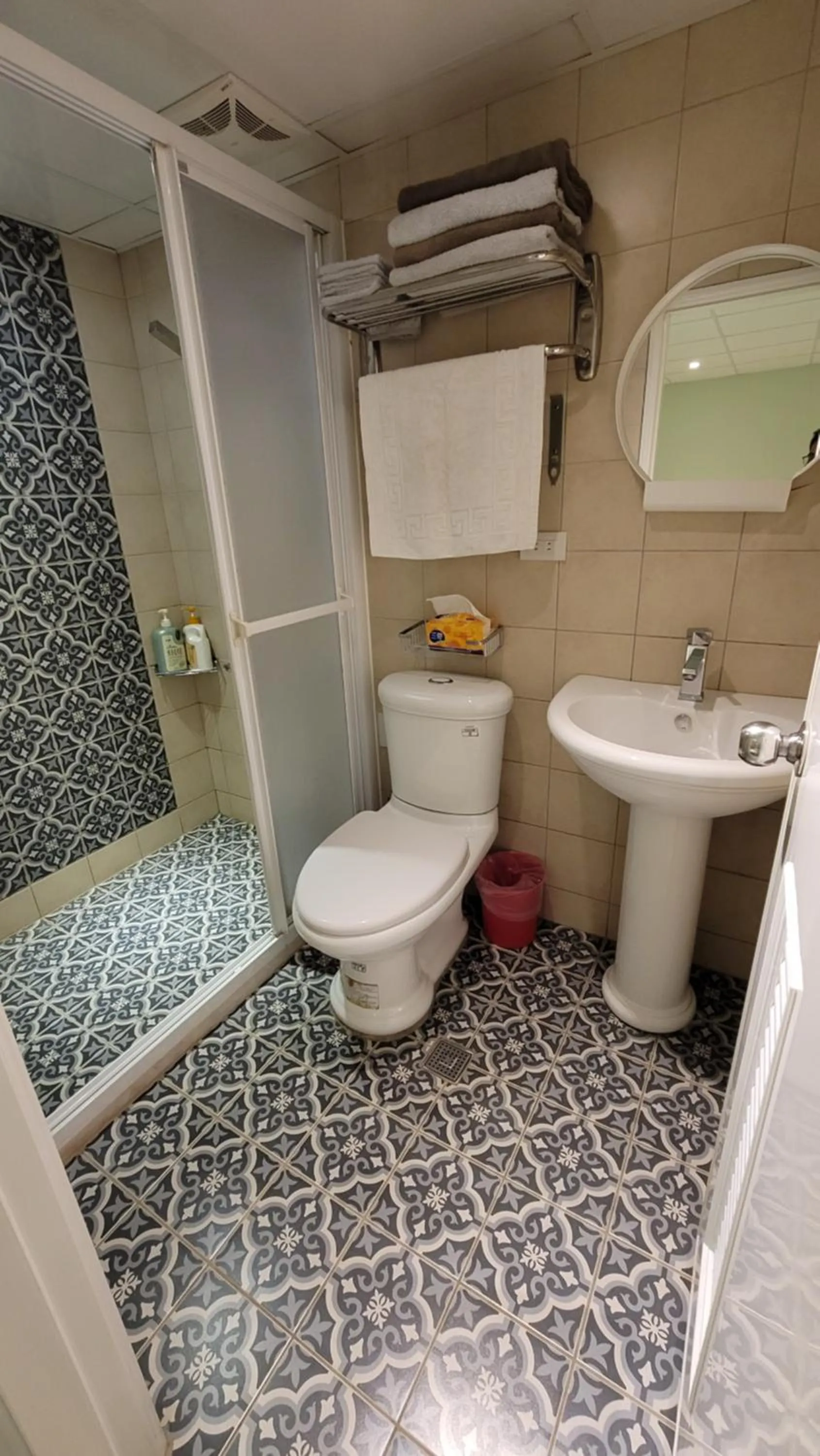 Bathroom in Xi Yin Zhi Su