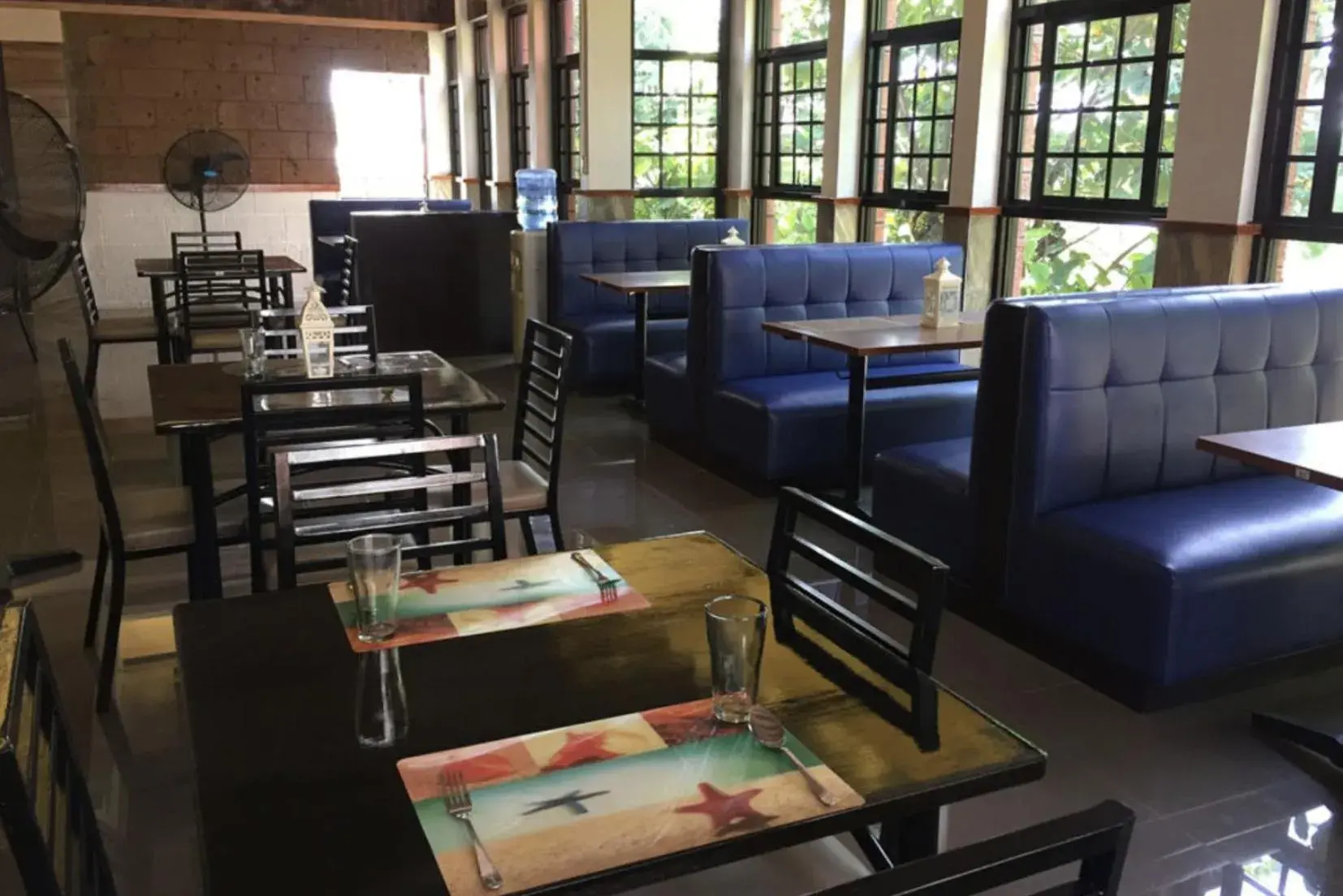 Restaurant/places to eat in Taal Maranan Farmville Inc by Cocotel Restaurant/places to eat in Taal Maranan Farmville Inc by Cocotel