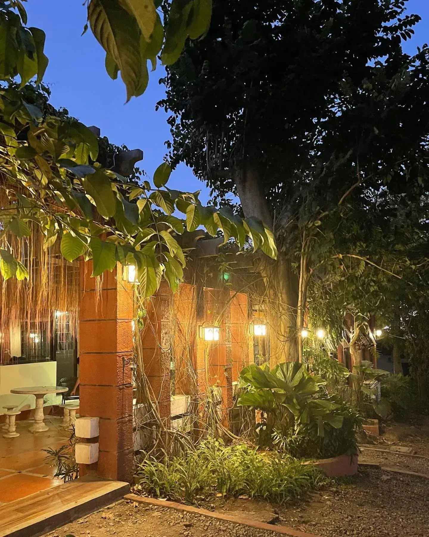 Restaurant/places to eat in Taal Maranan Farmville Inc by Cocotel Restaurant/places to eat in Taal Maranan Farmville Inc by Cocotel