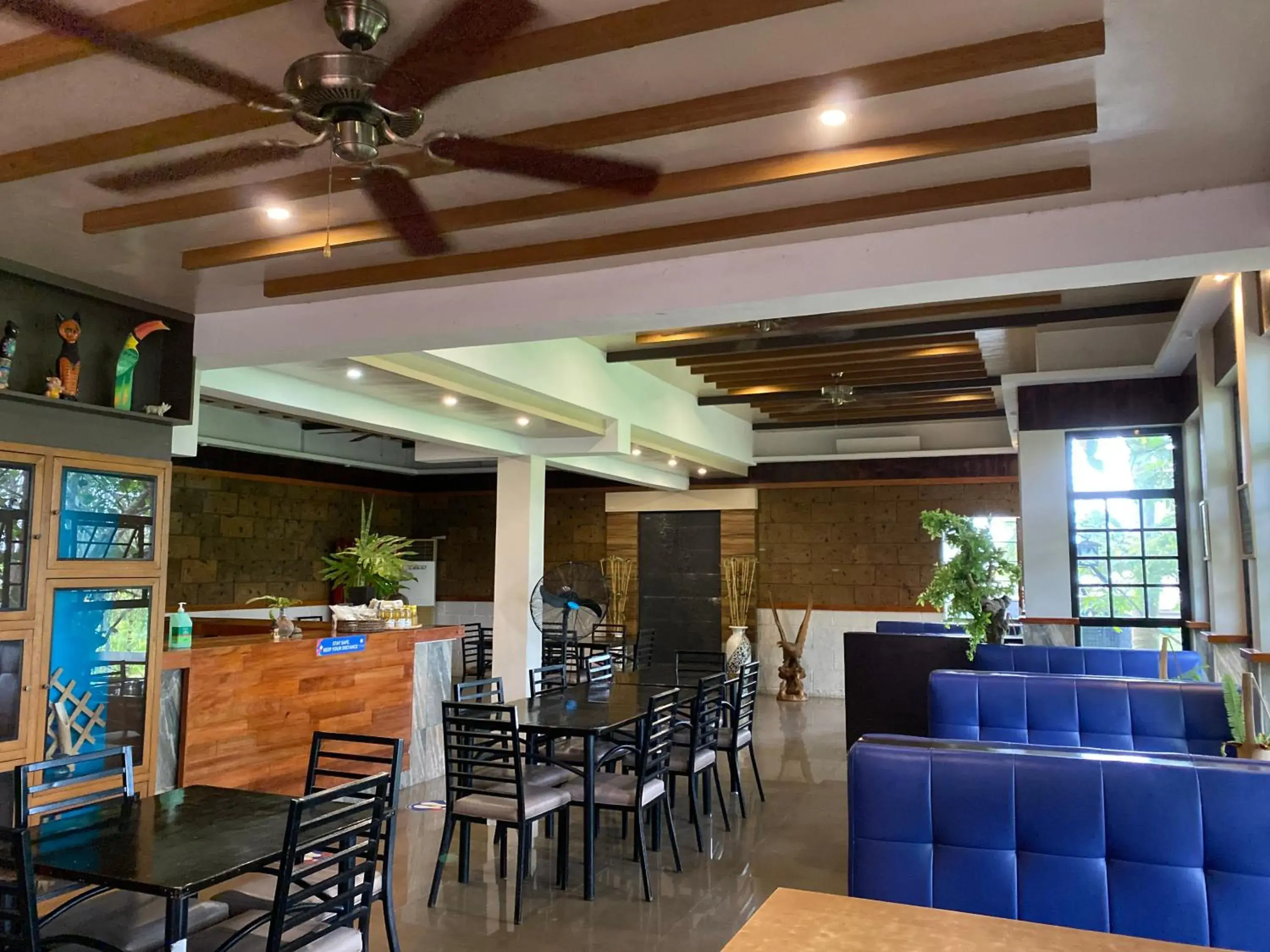 Restaurant/places to eat in Taal Maranan Farmville Inc by Cocotel Restaurant/places to eat in Taal Maranan Farmville Inc by Cocotel