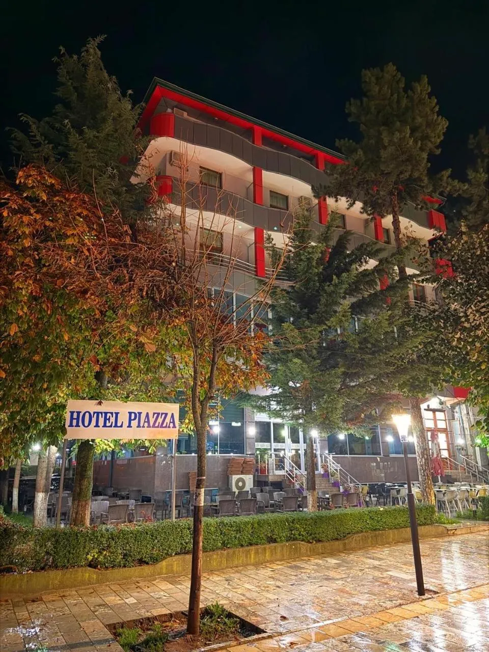 Hotel Piazza