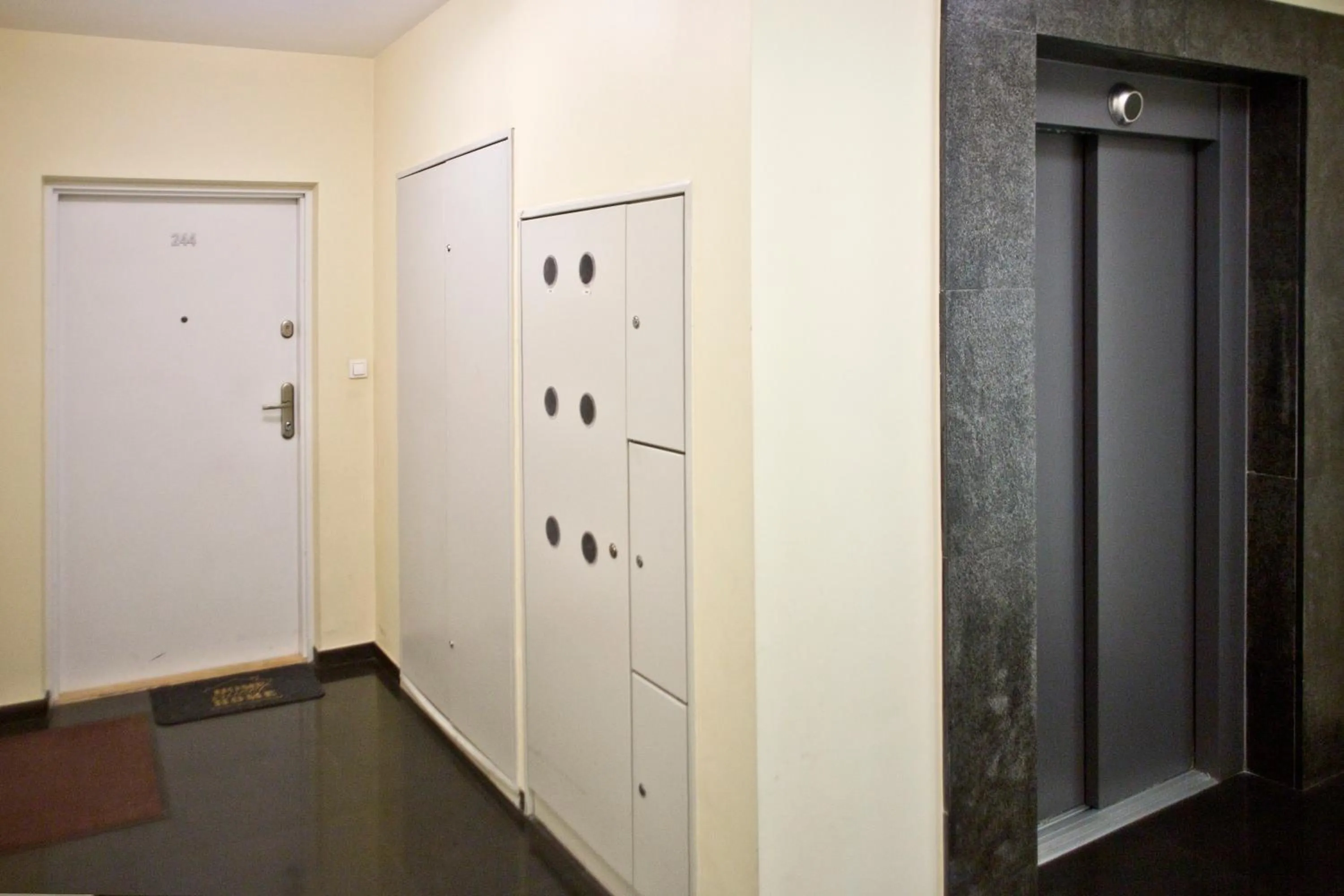 Property building in 2 bedrooms Bukowinska P&O Serviced Apartments