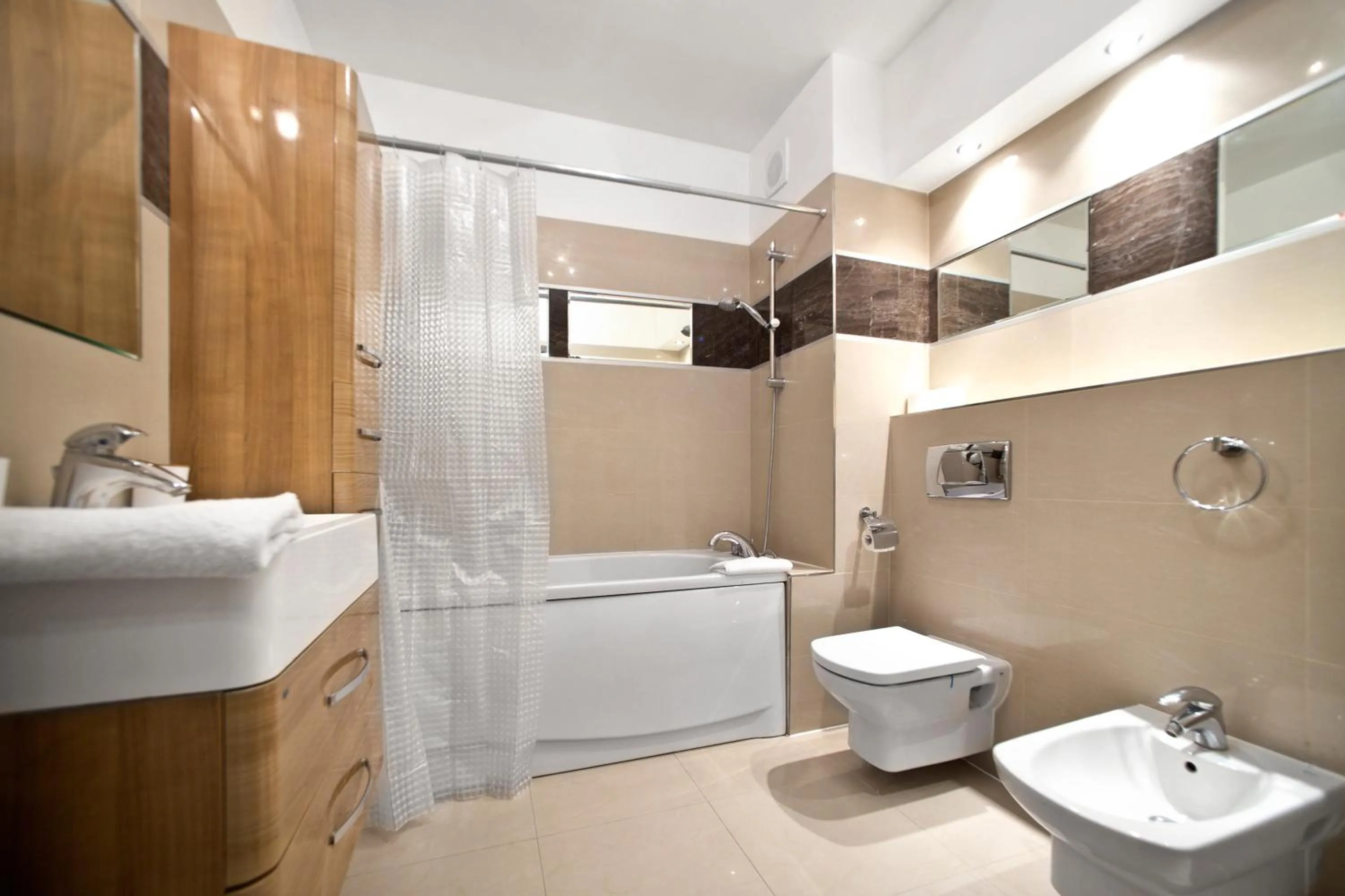 Bathroom in 2 bedrooms Bukowinska P&O Serviced Apartments