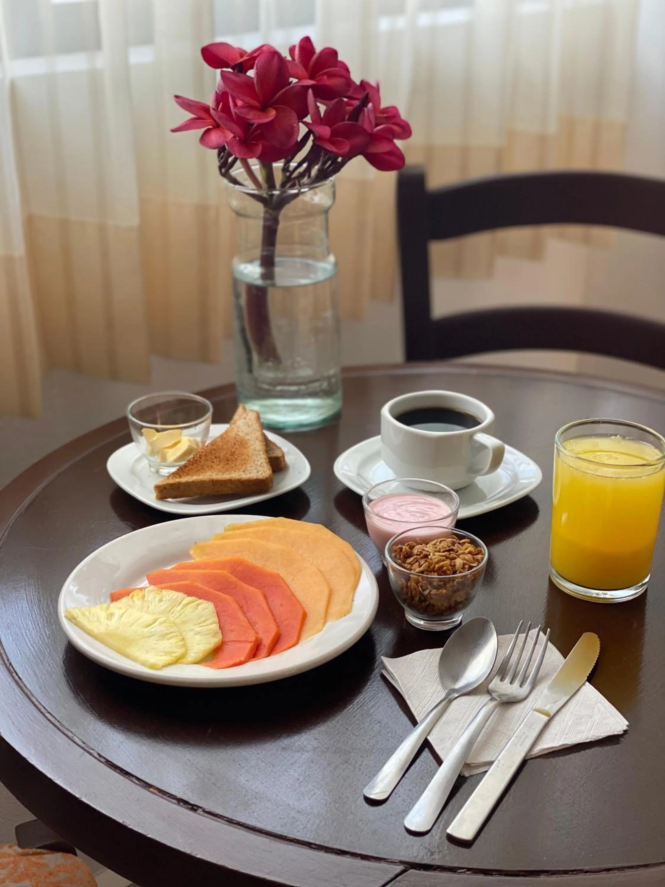 Continental breakfast in Hotel Las Golondrinas