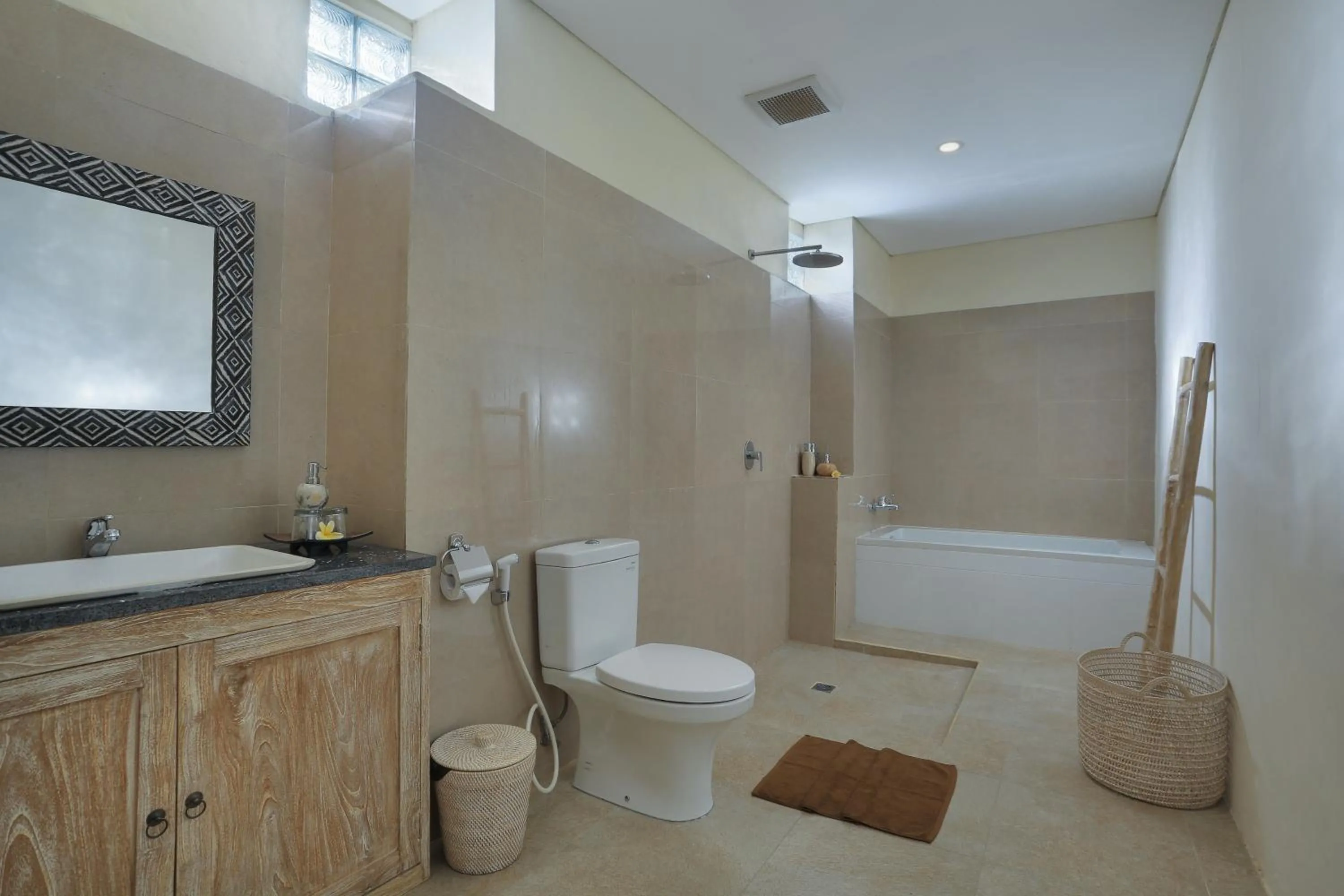 Bathroom in Maha Shanti Ubud Villa