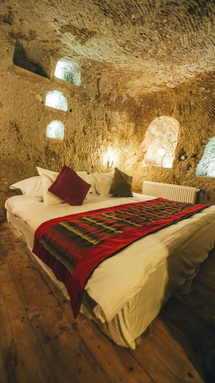 Photo of the whole room, Bed in Cappadocia Old Houses