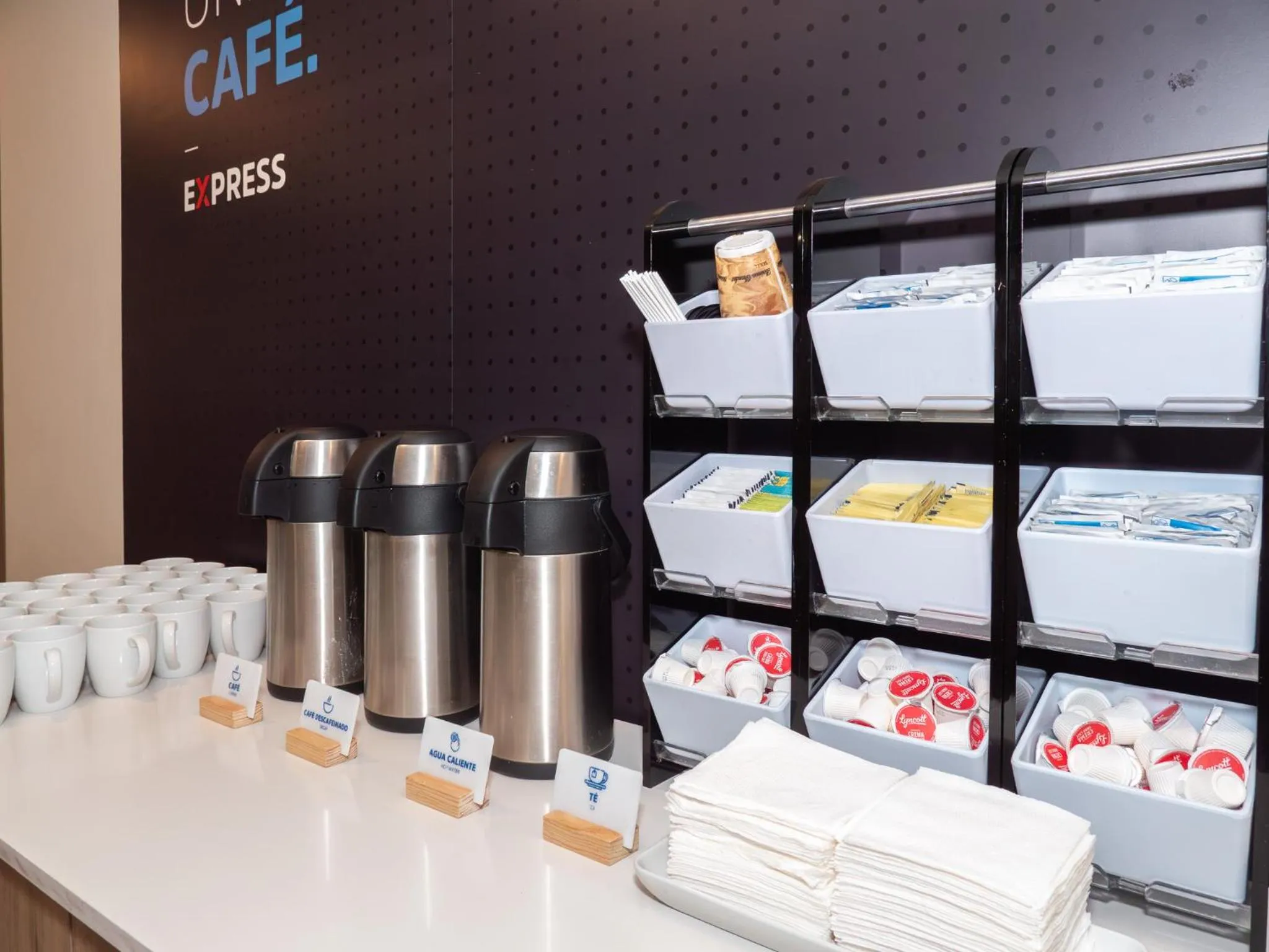 Breakfast in Holiday Inn Express - Monterrey - Tecnologico by IHG