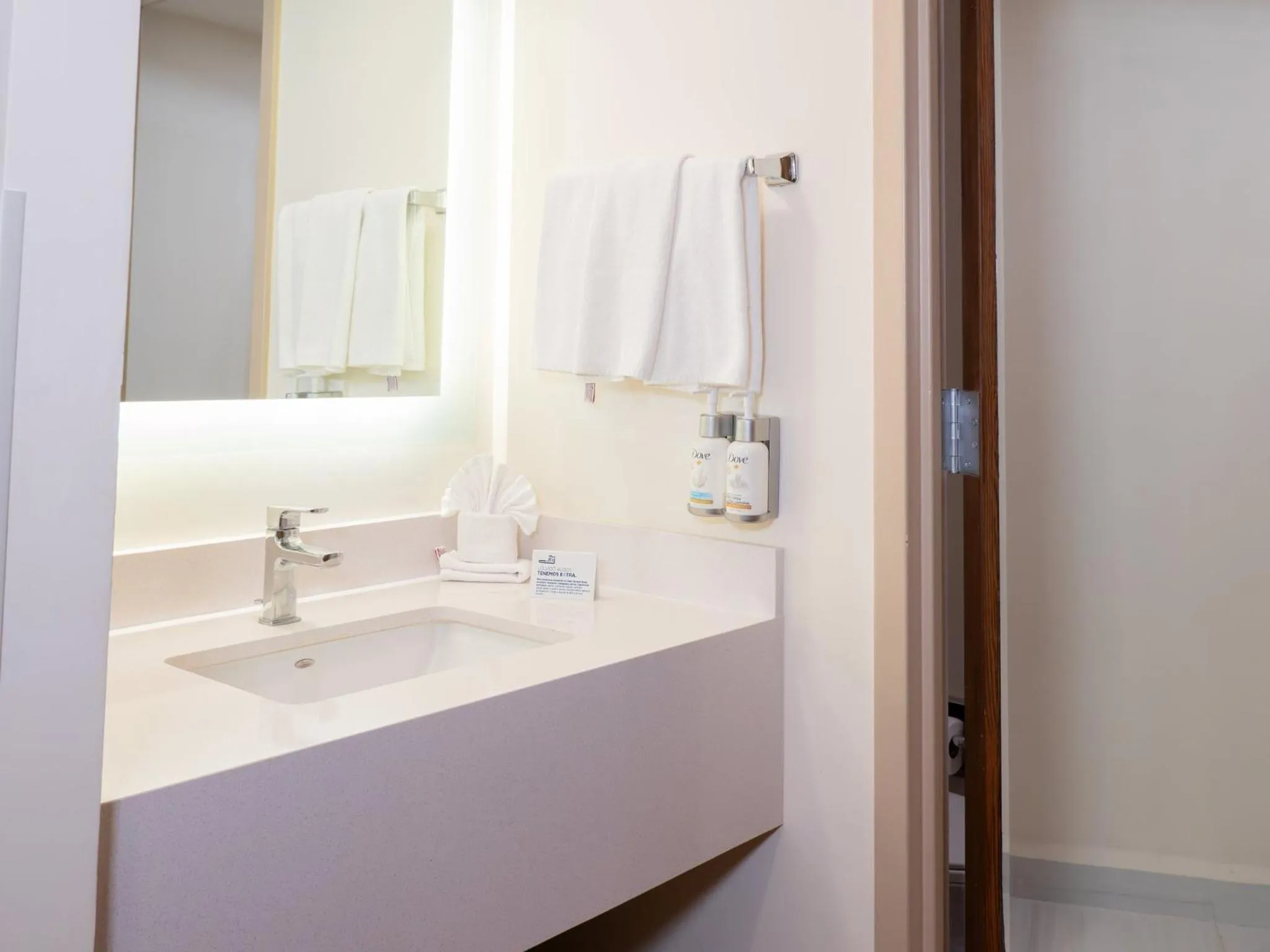 Bedroom in Holiday Inn Express - Monterrey - Tecnologico by IHG