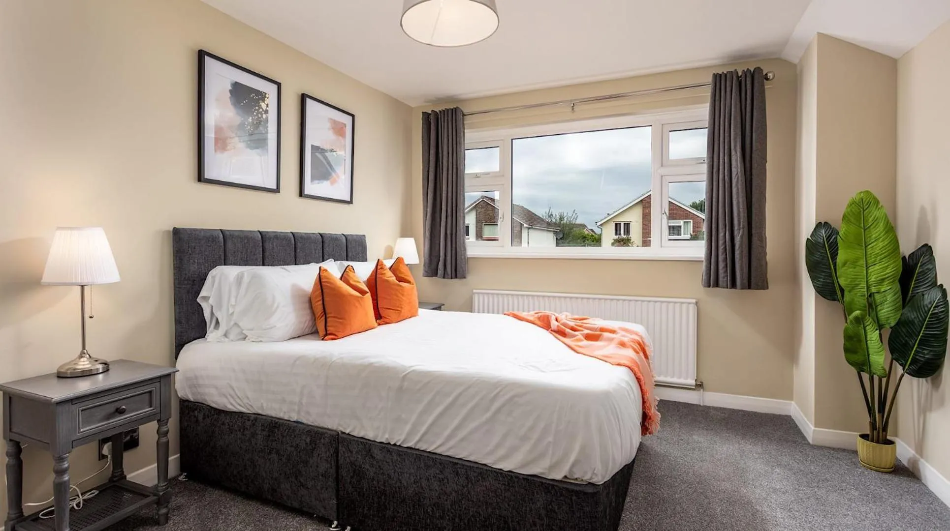 Leeward House - Donnini Apartments