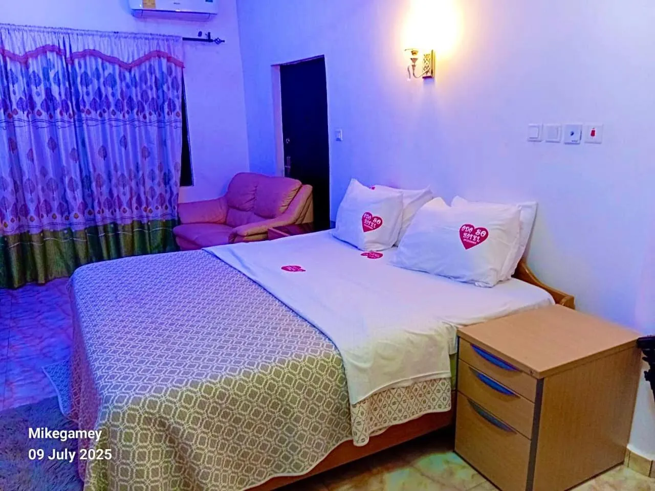 Bed in Odo So Royal Hotel