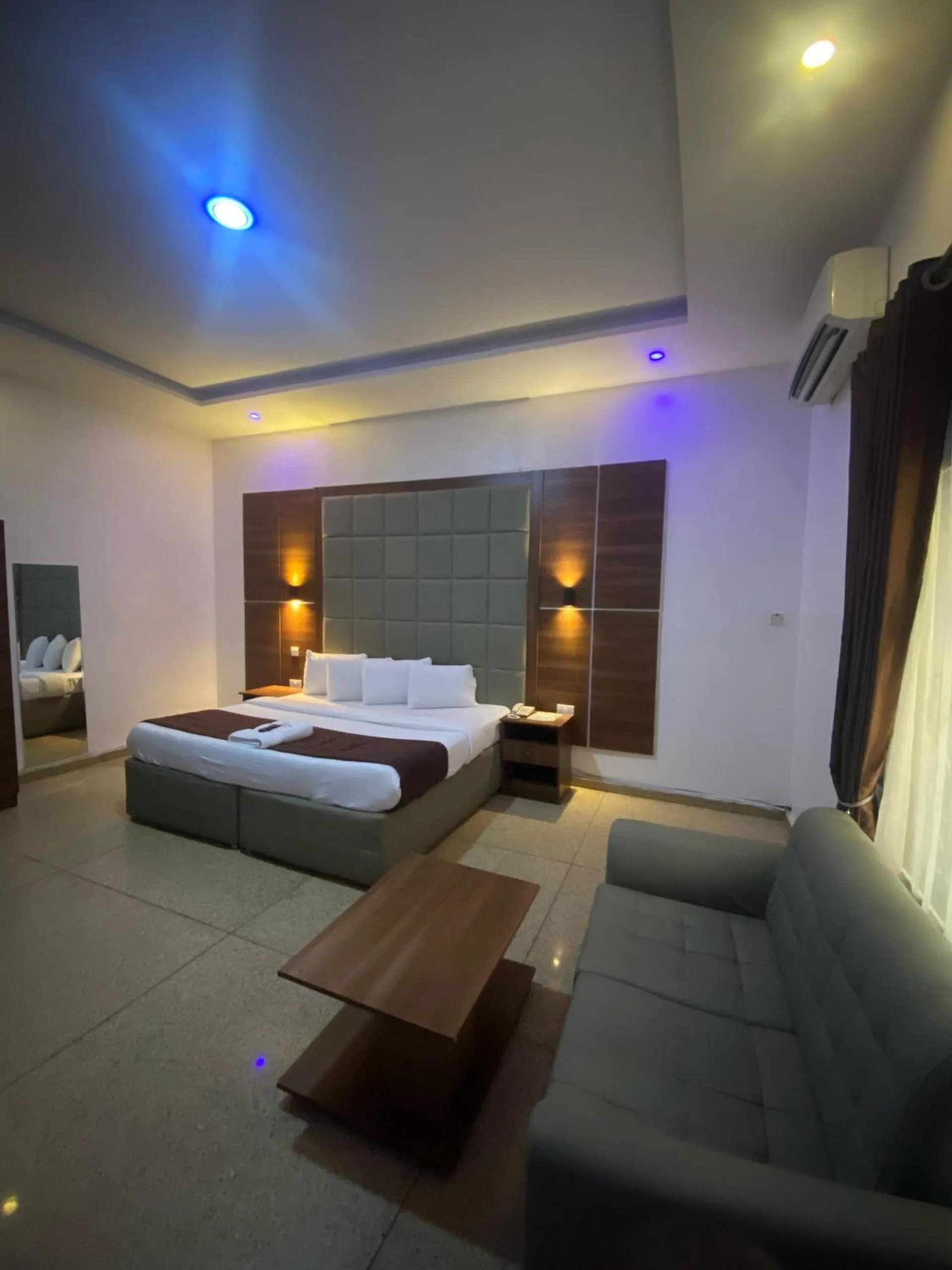 Bed in Presken Hotel Castle, Opebi Lagos