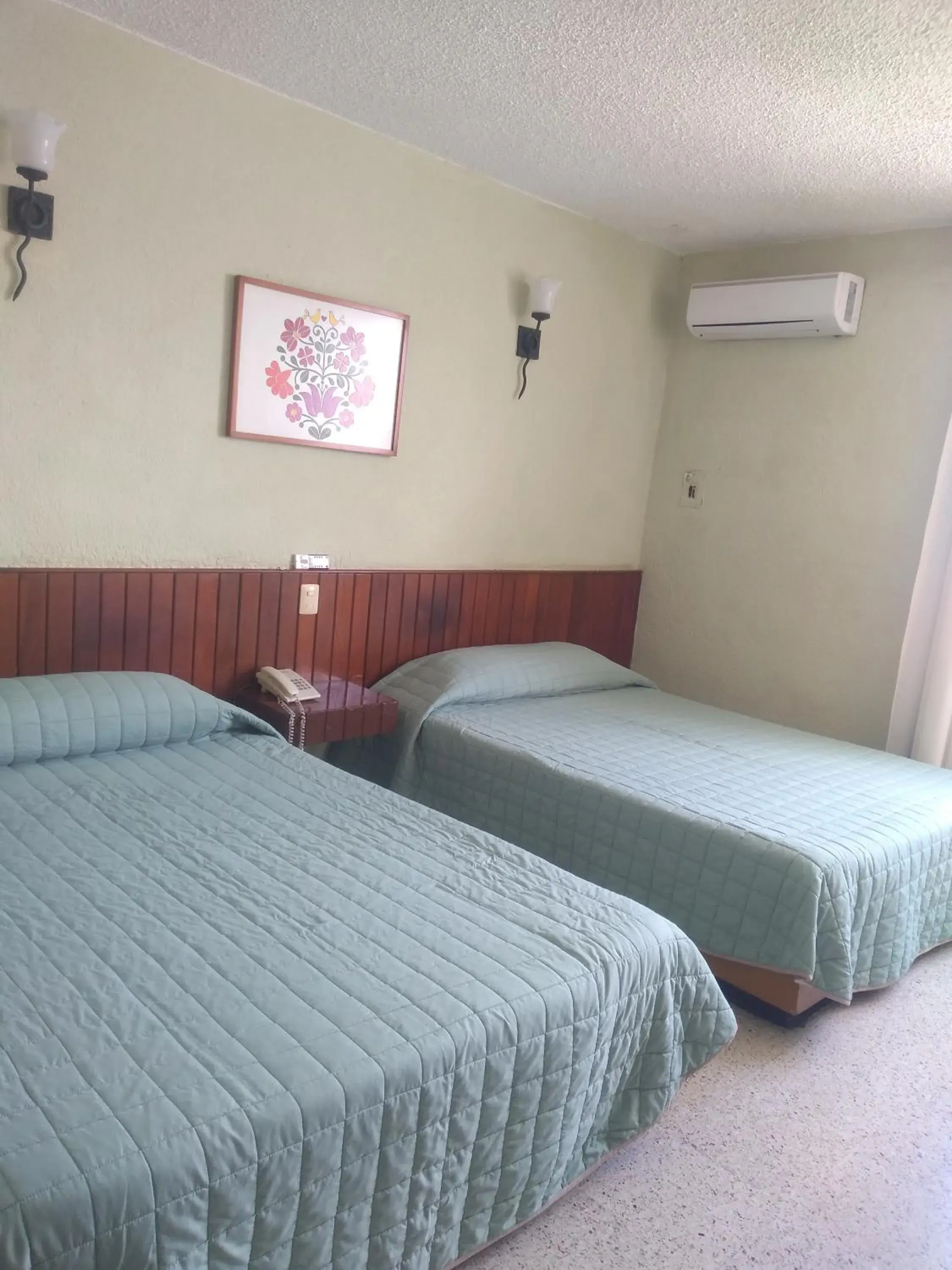 Photo of the whole room, Bed in Hotel Batab Photo of the whole room, Bed in Hotel Batab