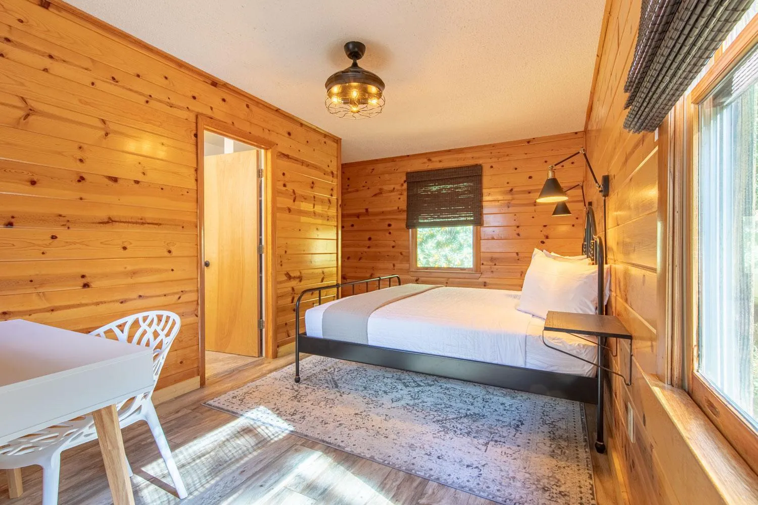 Bed in Mount Mitchell Eco Retreat