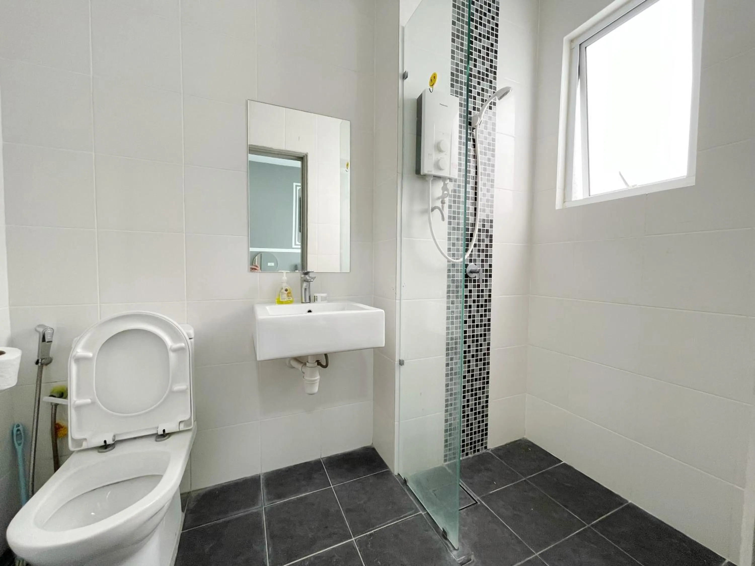 Bathroom in MesaHill Homestay, Nilai by S&T Homez