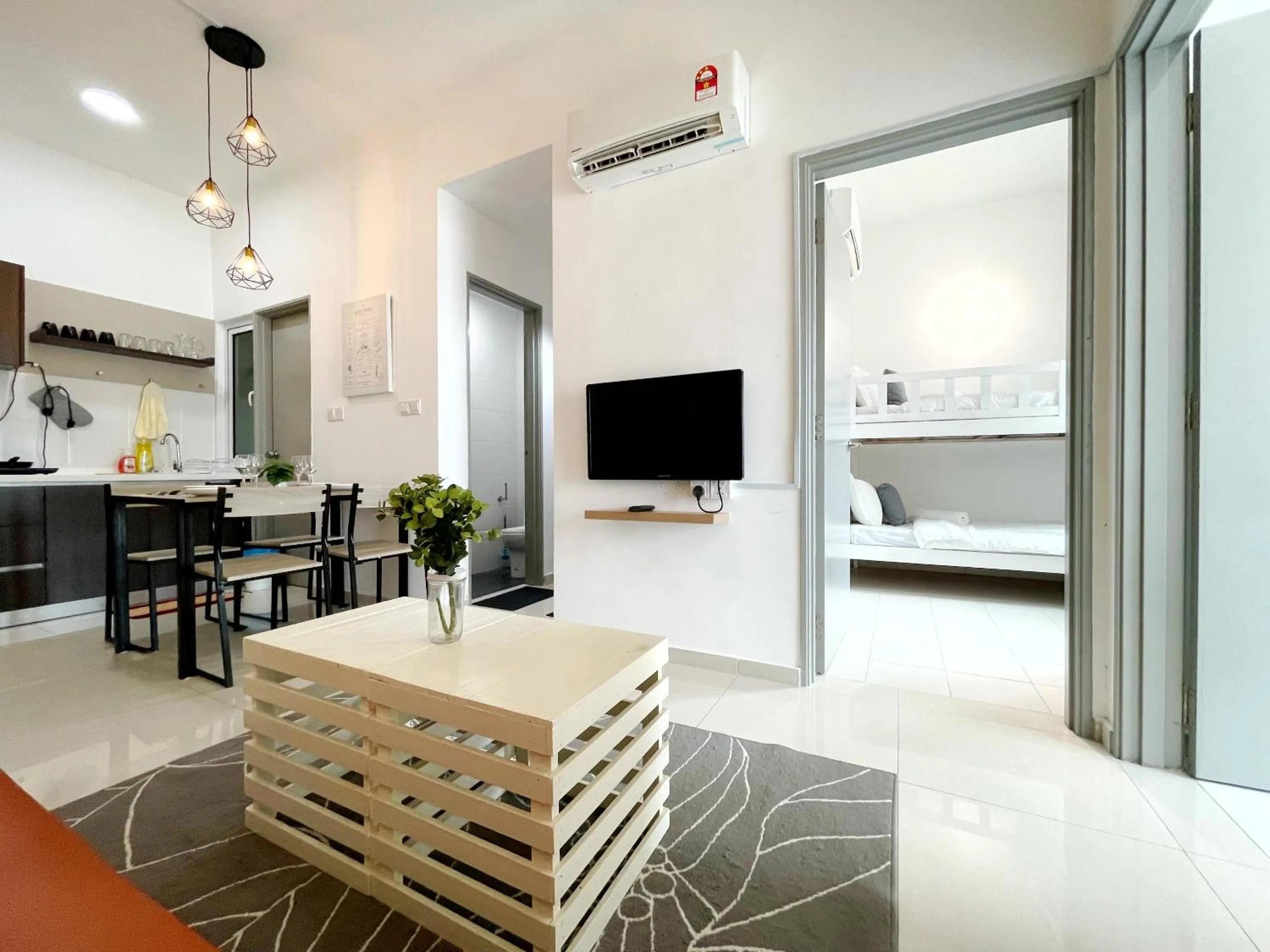 Living room in MesaHill Homestay, Nilai by S&T Homez