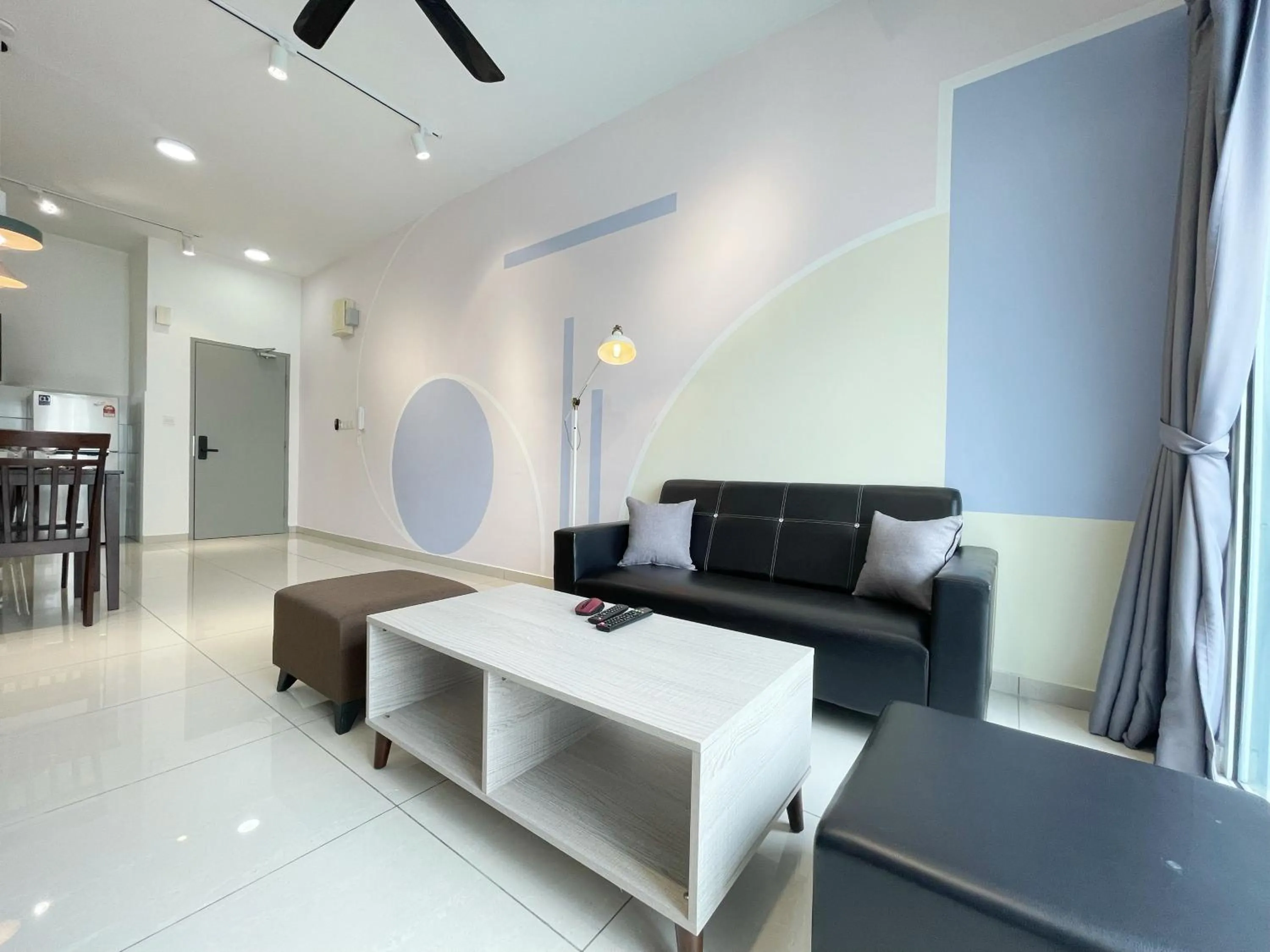 Living room in MesaHill Homestay, Nilai by S&T Homez