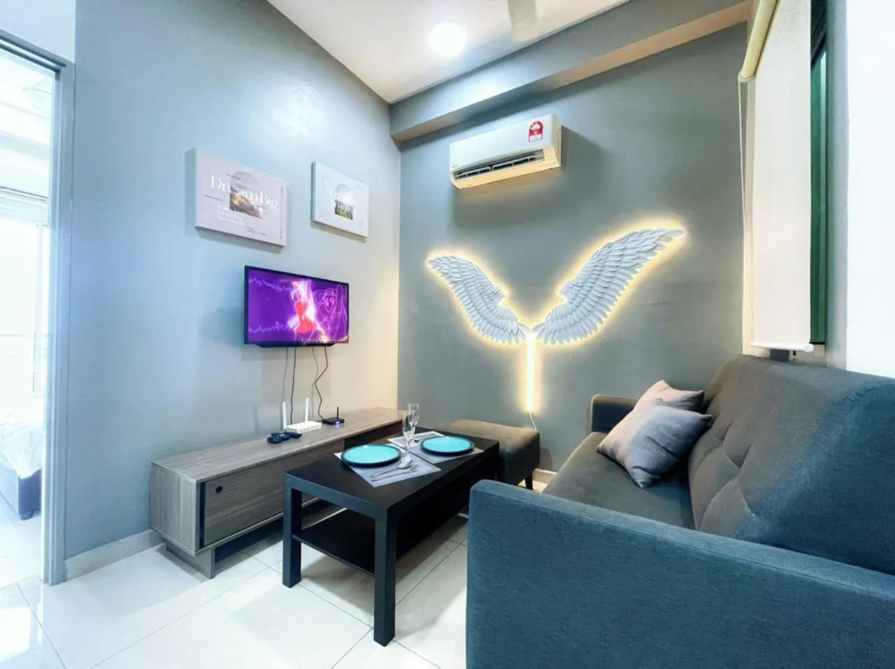 Living room in MesaHill Homestay, Nilai by S&T Homez