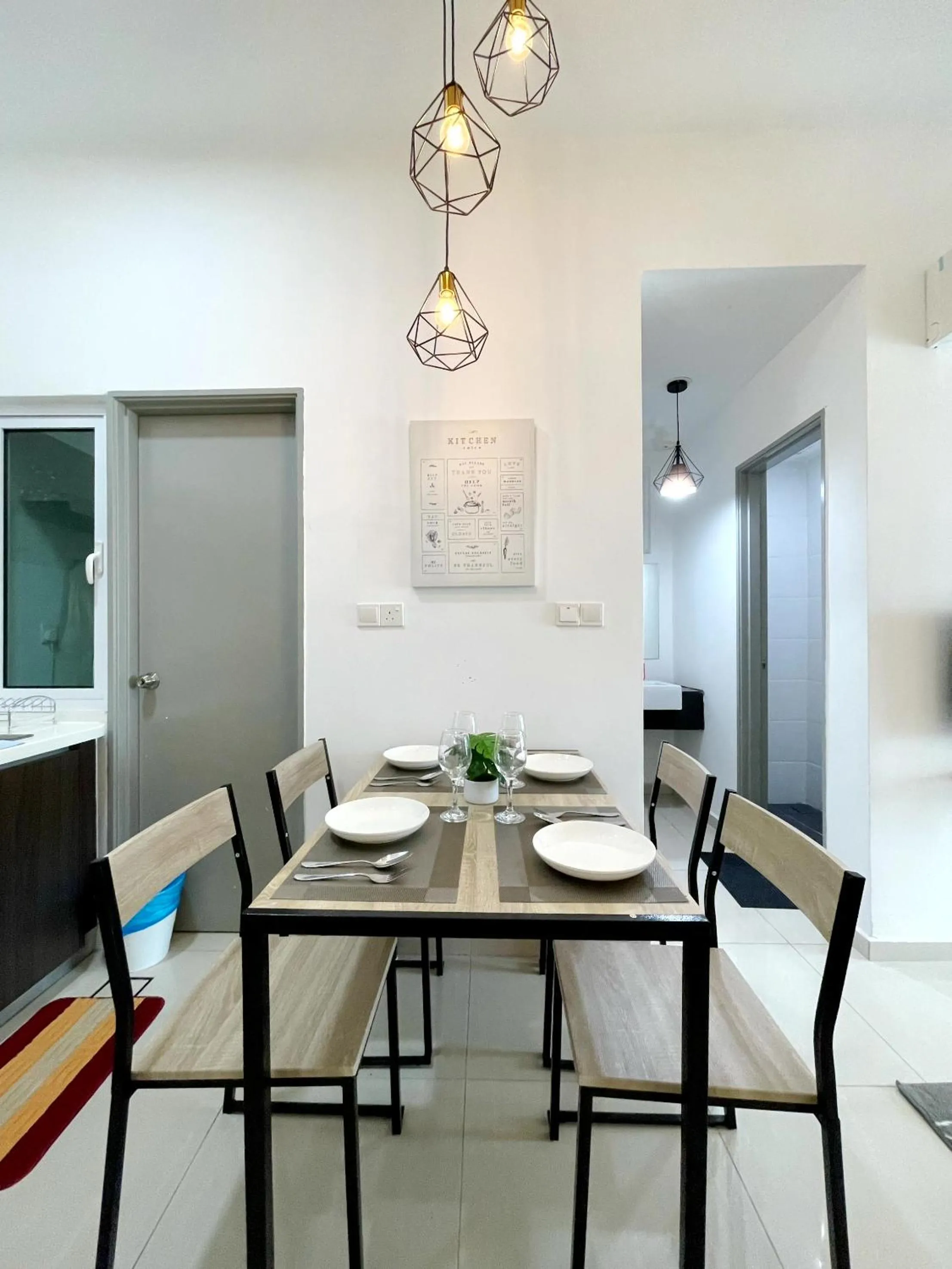 Dining area in MesaHill Homestay, Nilai by S&T Homez