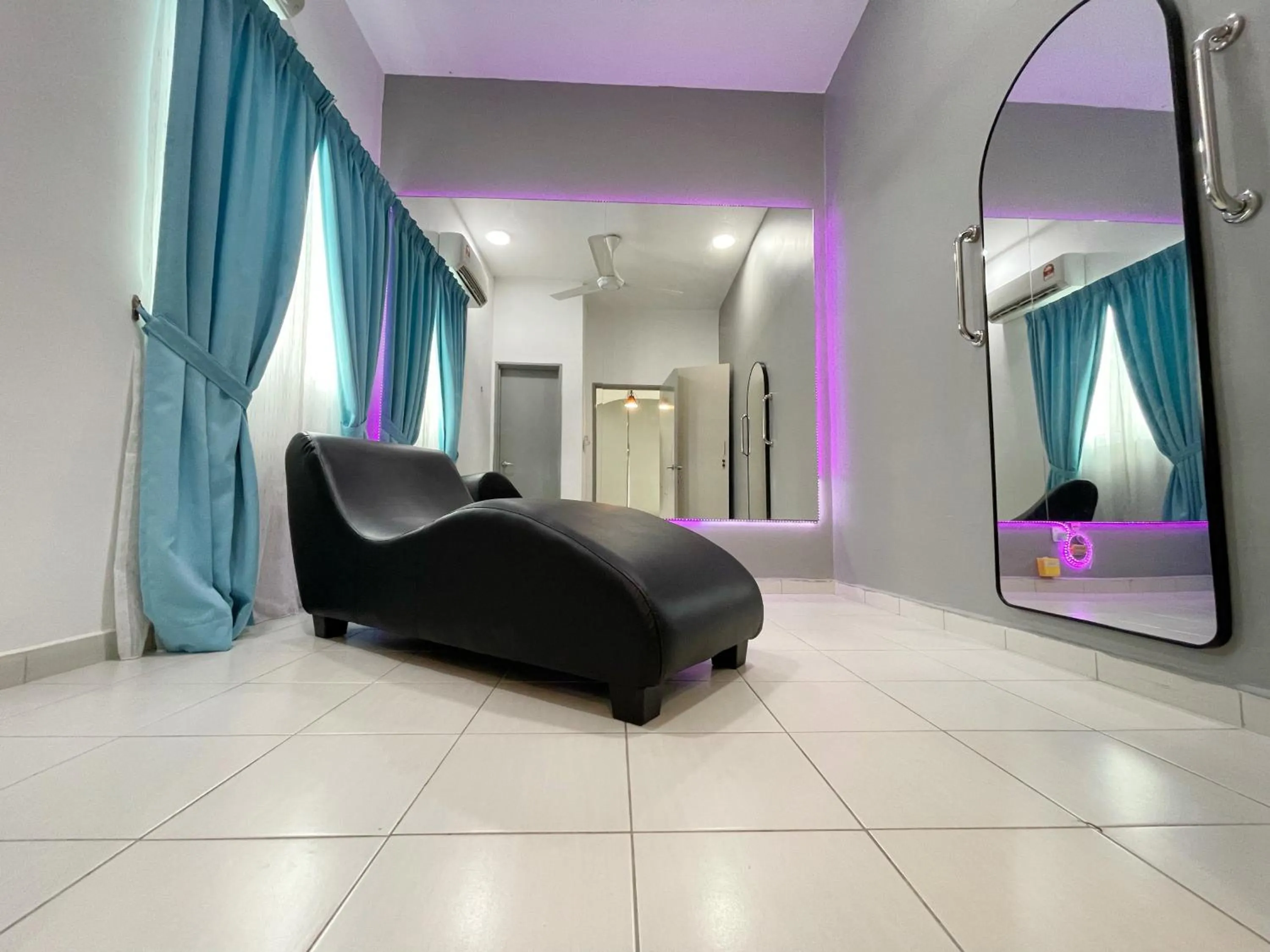 Seating area, Bed in MesaHill Homestay, Nilai by S&T Homez