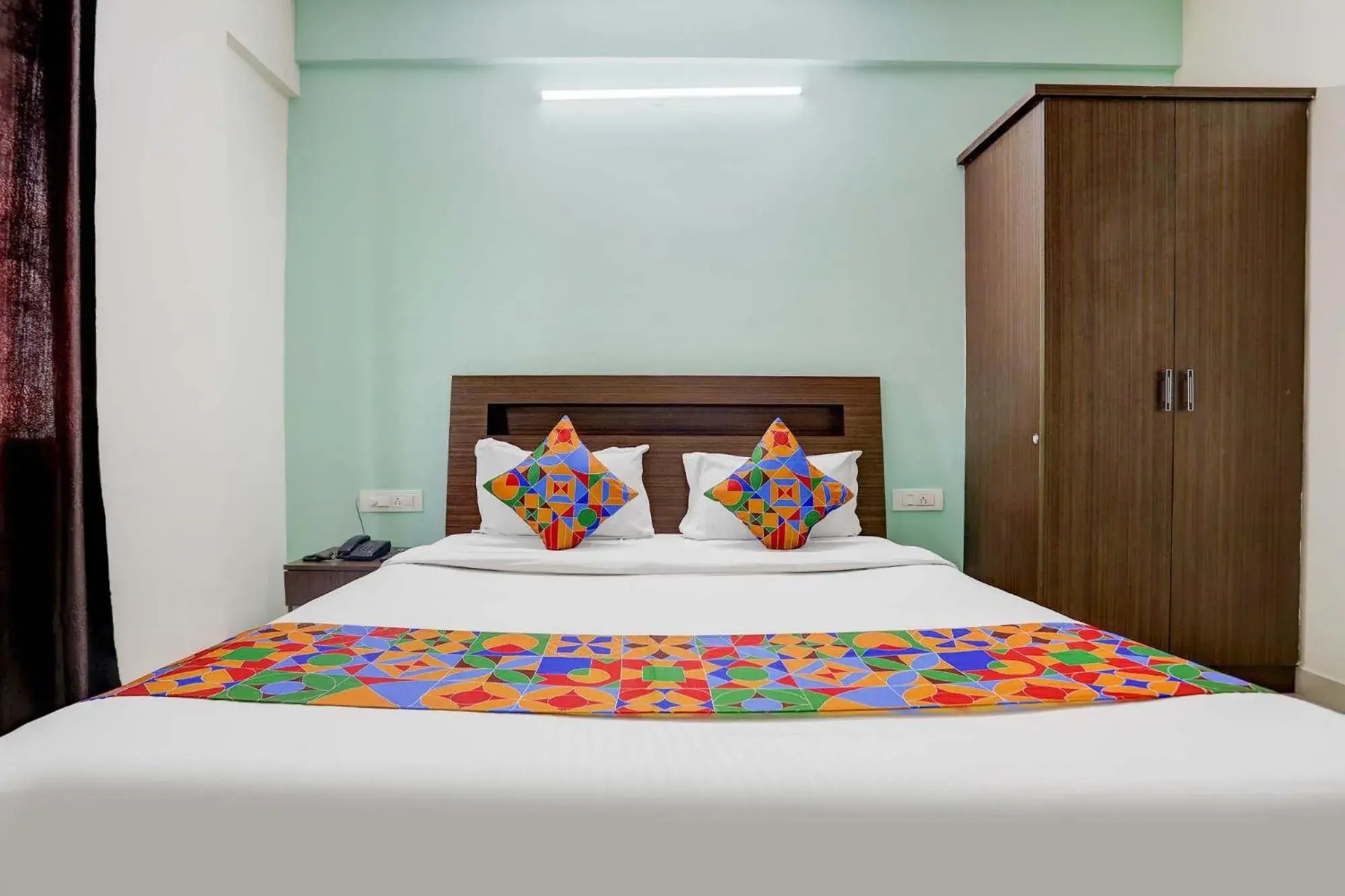 Bed in Hotel Royal Suites - Yeshwanthpur Bed in Hotel Royal Suites - Yeshwanthpur